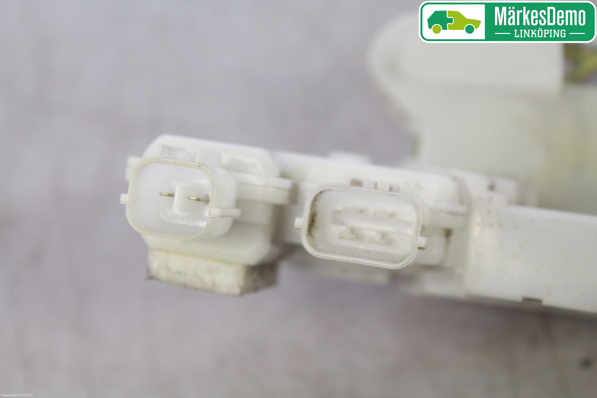 Subaru LEGACY    04-06 Låskista-Dörrlås