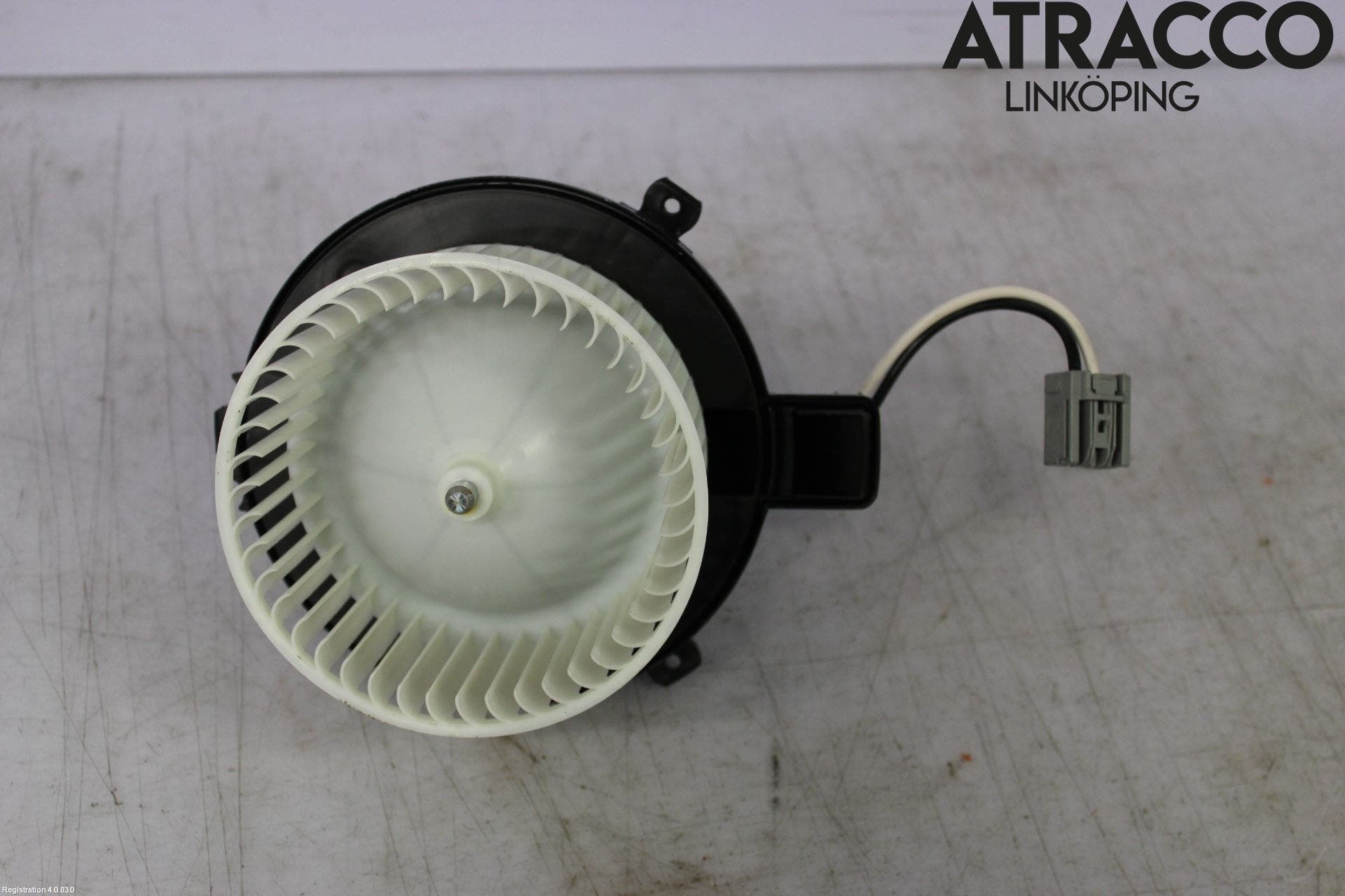 Opel ASTRA K 16-22 Värmefläkt