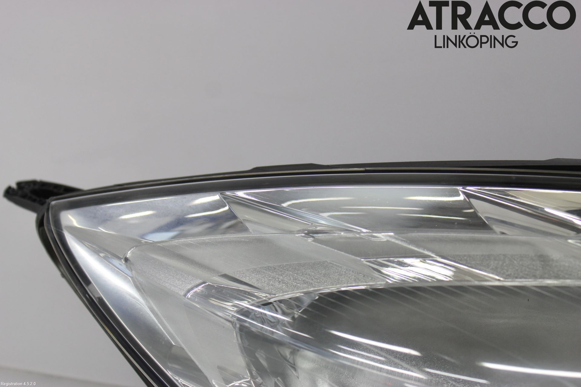 Opel INSIGNIA 09-16 Strålkastare Höger