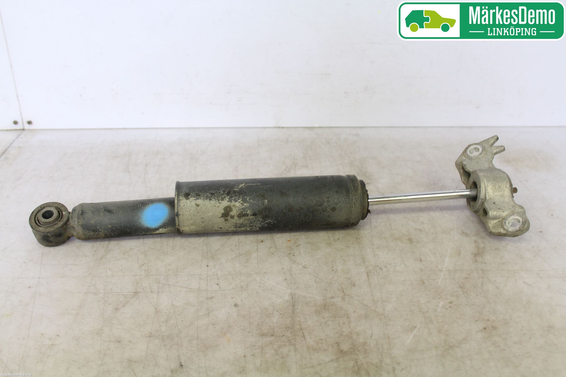 Opel INSIGNIA 09-16 Stötdämpare Bak