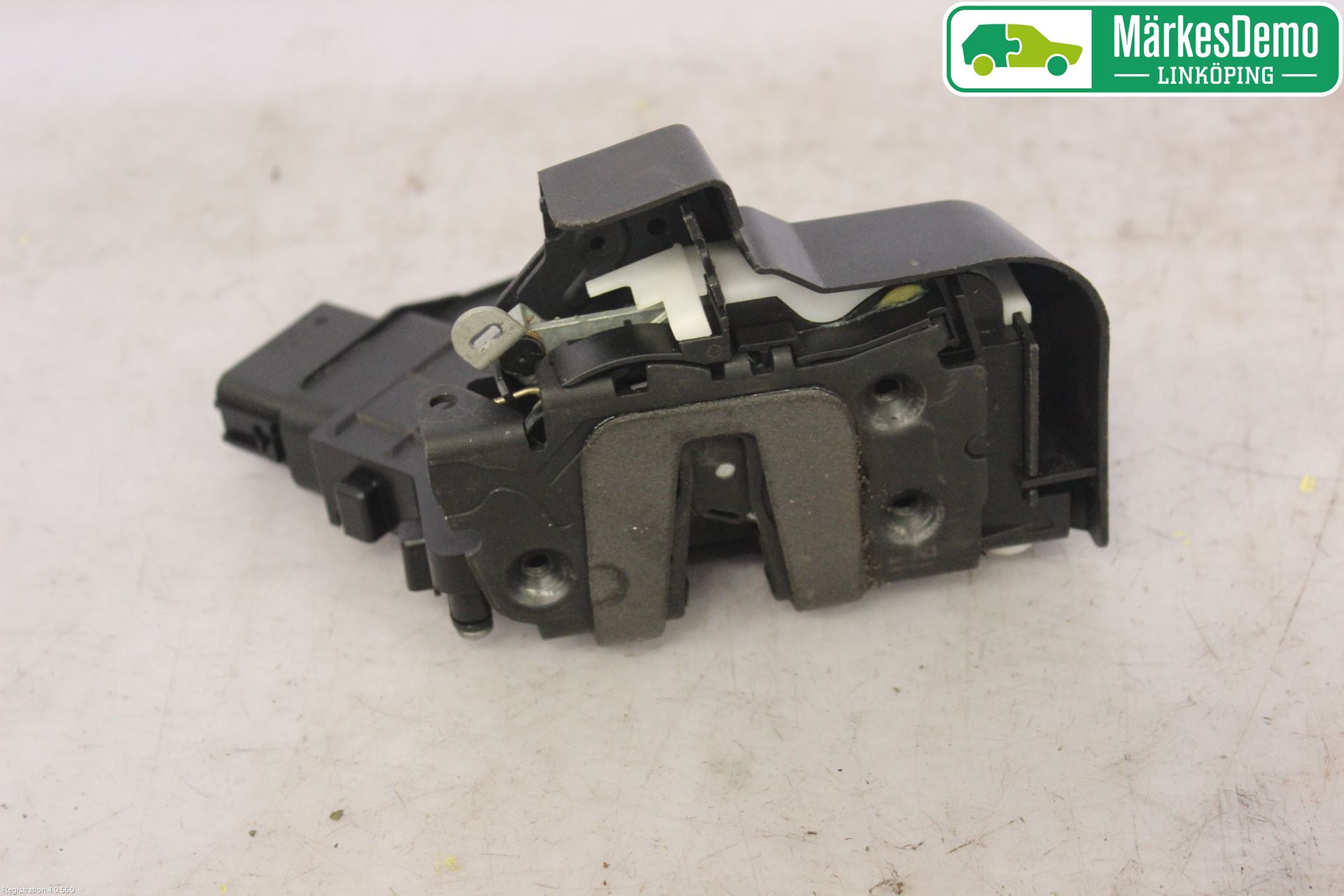 Ford MONDEO 07-15 Låskista-Dörrlås