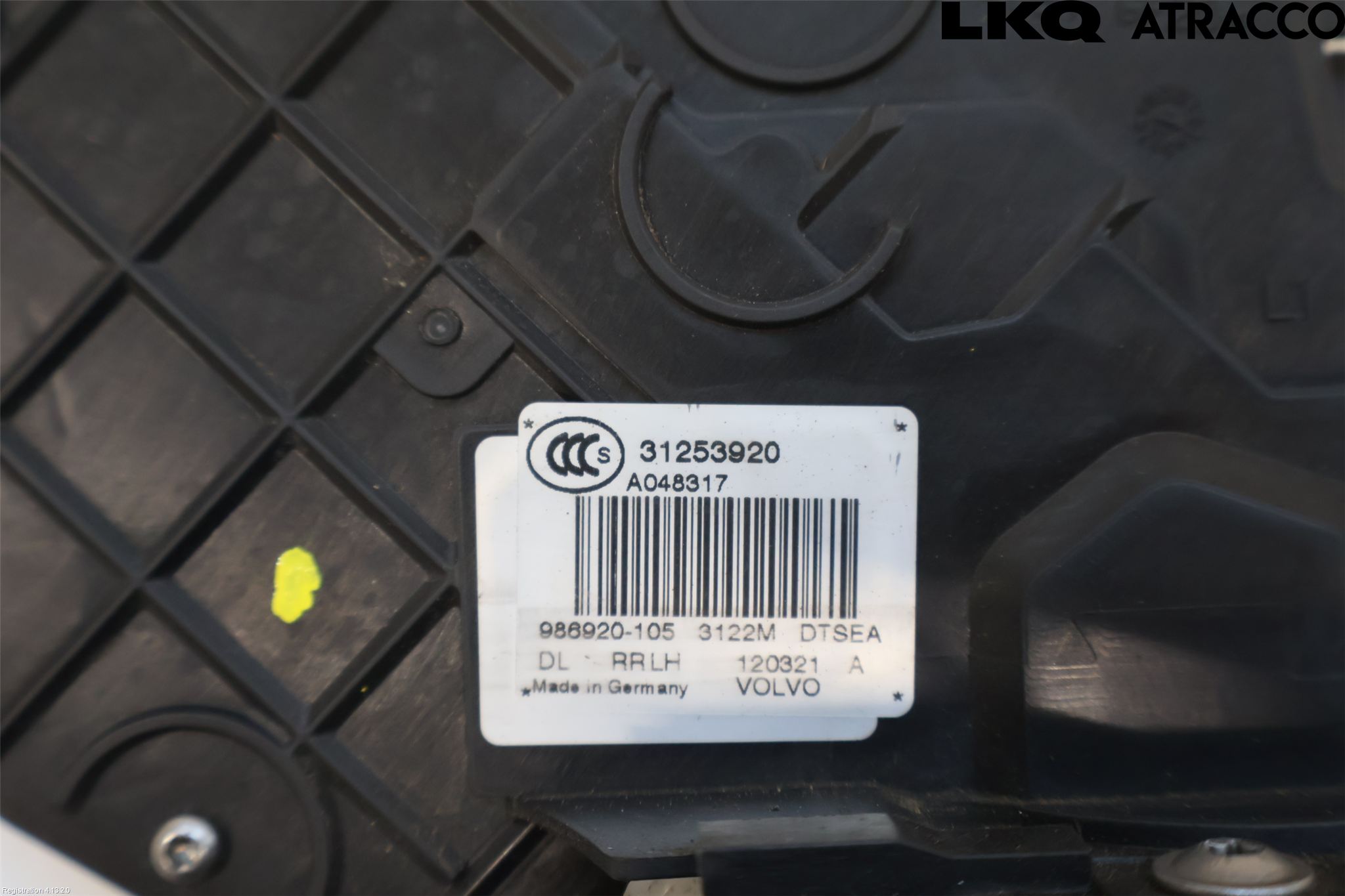 Volvo XC70 08-13 Låskista-Dörrlås