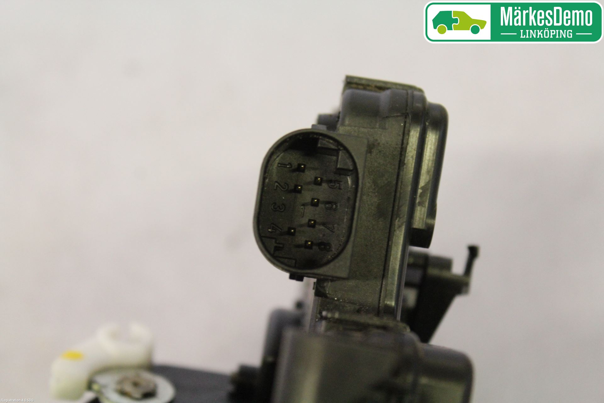 BMW 3 E46      98-05 Låskista-Dörrlås