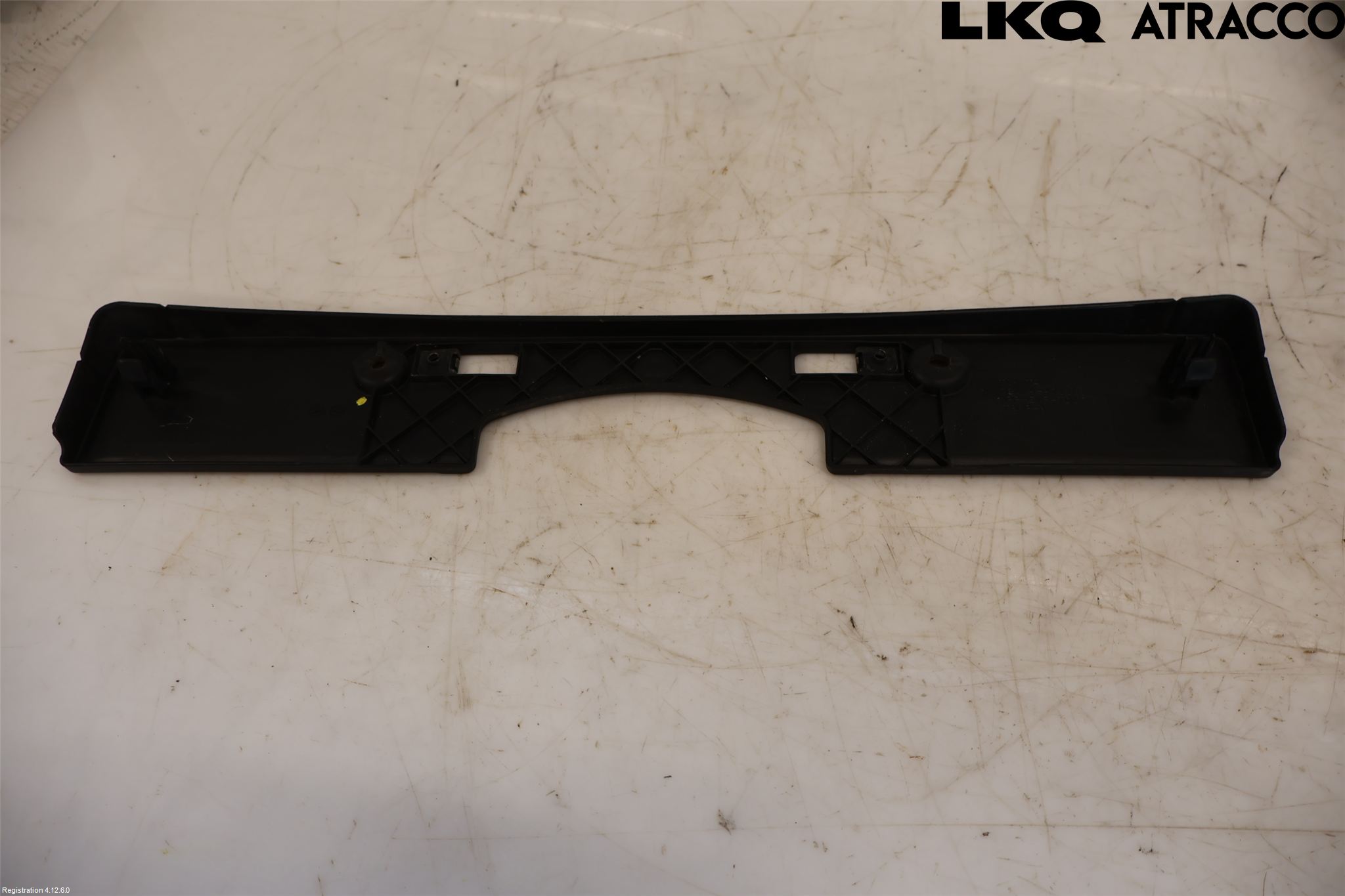 Toyota PRIUS+ ZVW40 12-20 Stötfångardel Fram Mitt