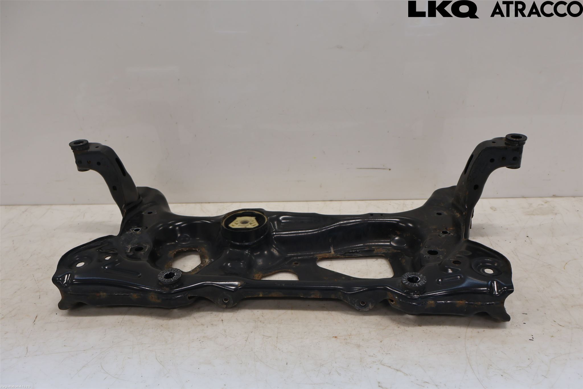 Volkswagen VW GOLF / E-GOLF VII 13-20 Framvagnsbalk