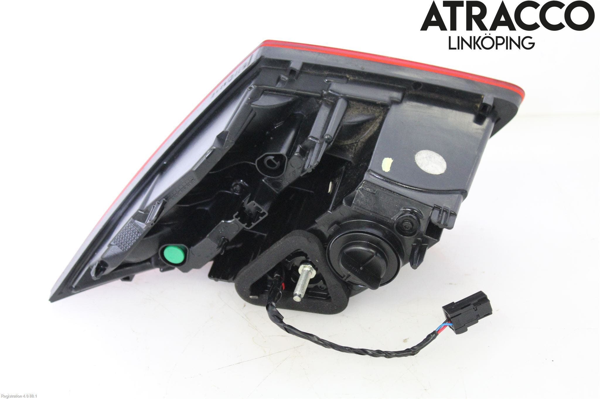 Peugeot 308 14-21 Bakljus Lucka Vä