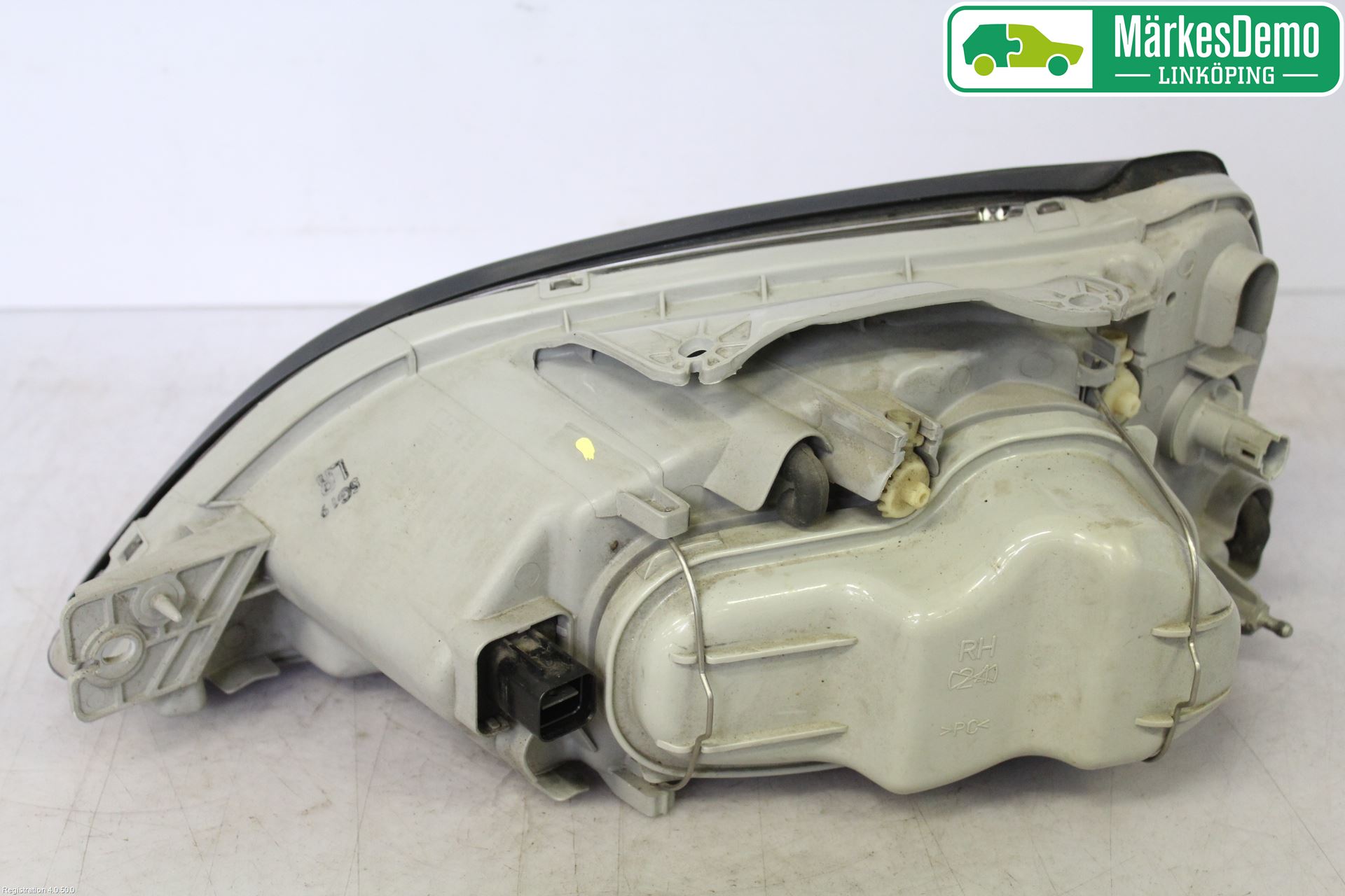 Chevrolet EVANDA Strålkastare Höger