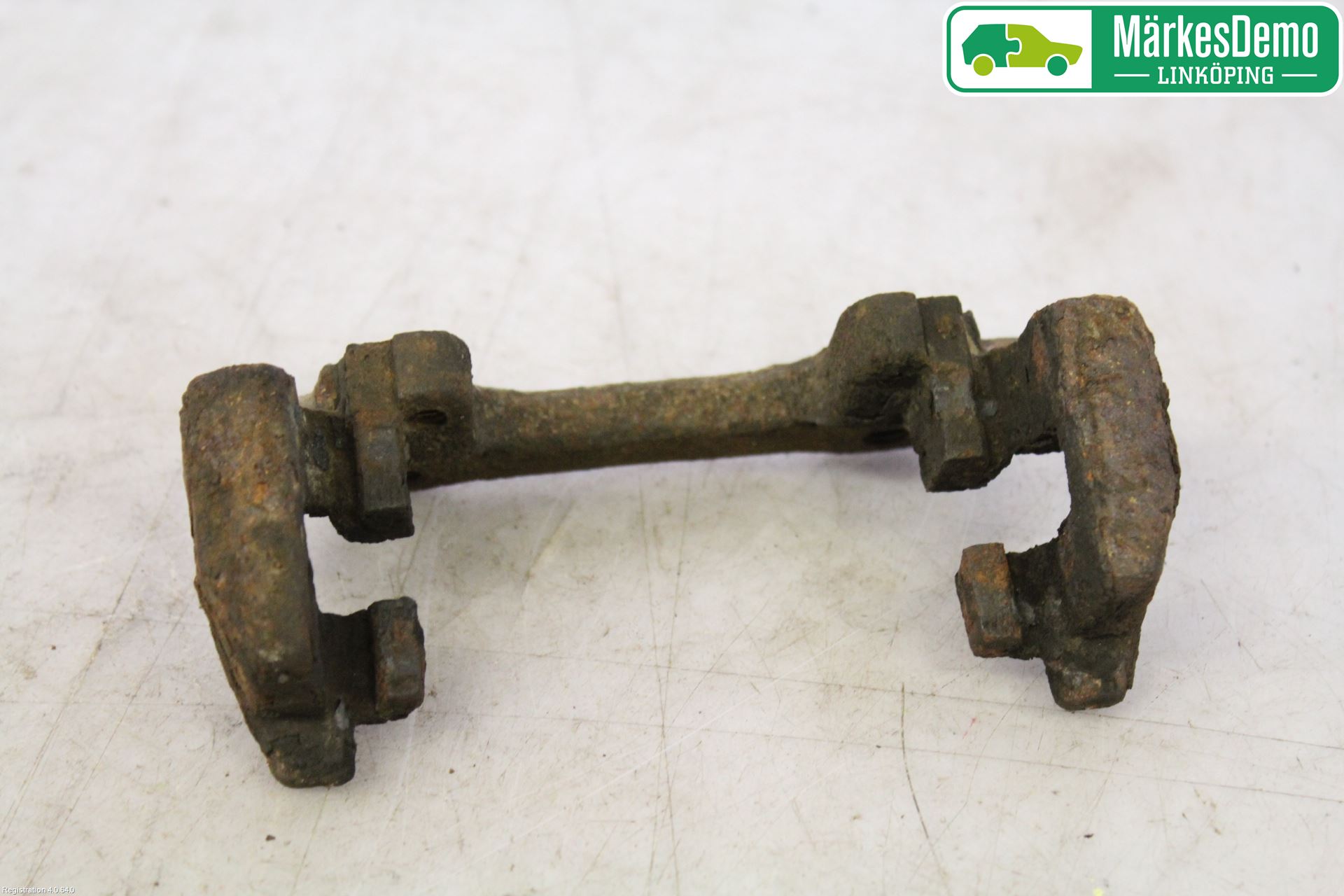 Volvo XC70 05-07 Bromsokshållare