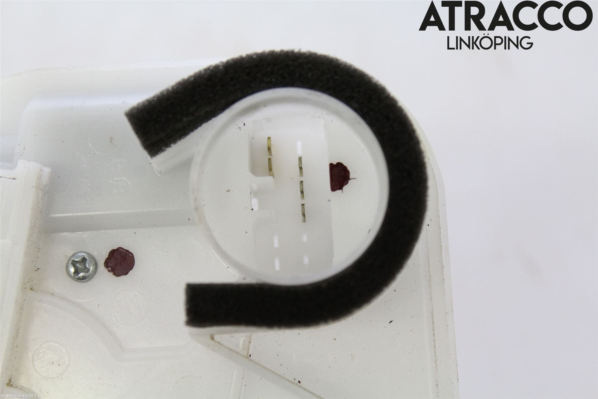 Mitsubishi L200 16-23 Låskista-Dörrlås