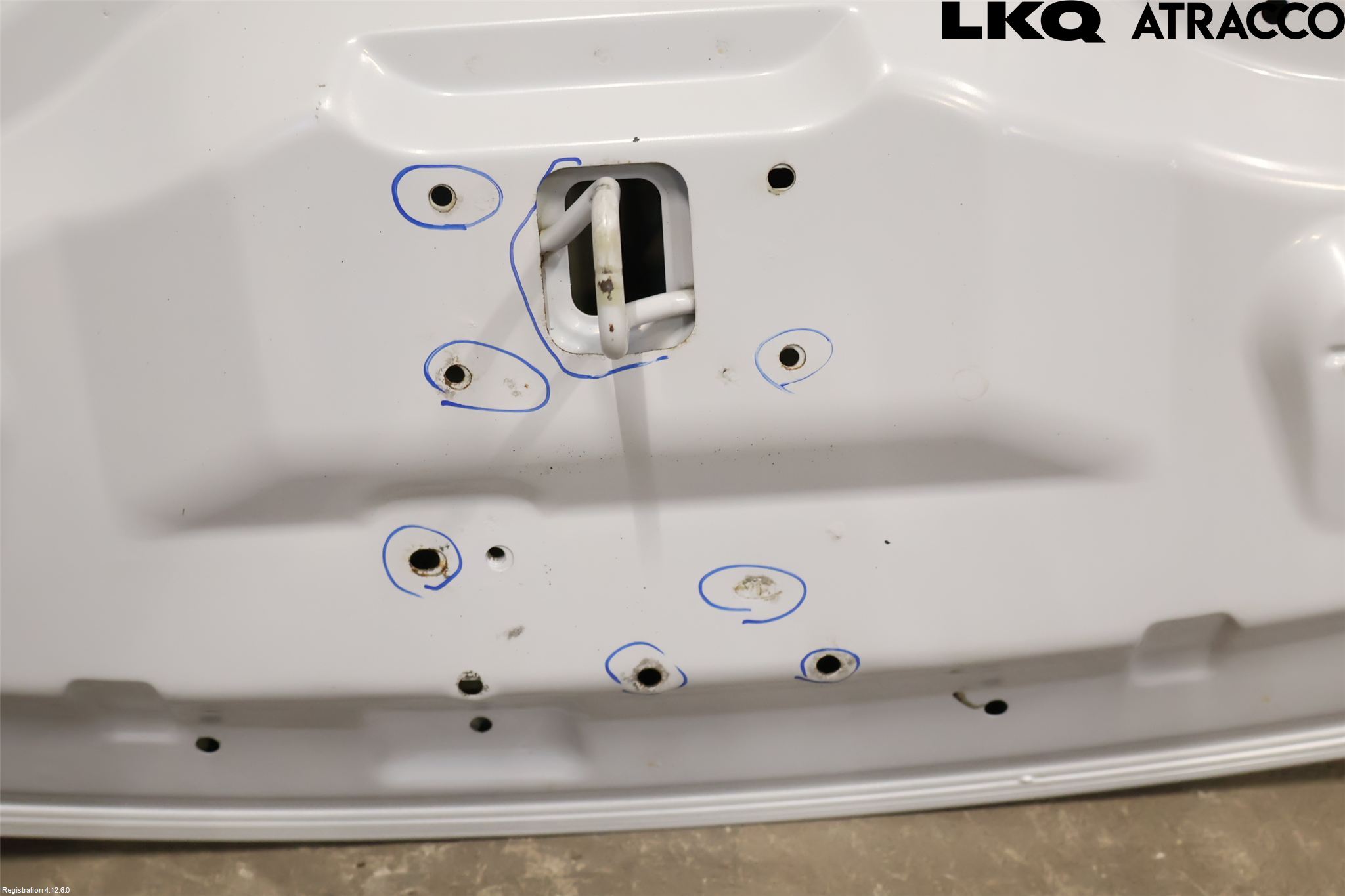 Kia CARENS III 13-19 Huv Fram