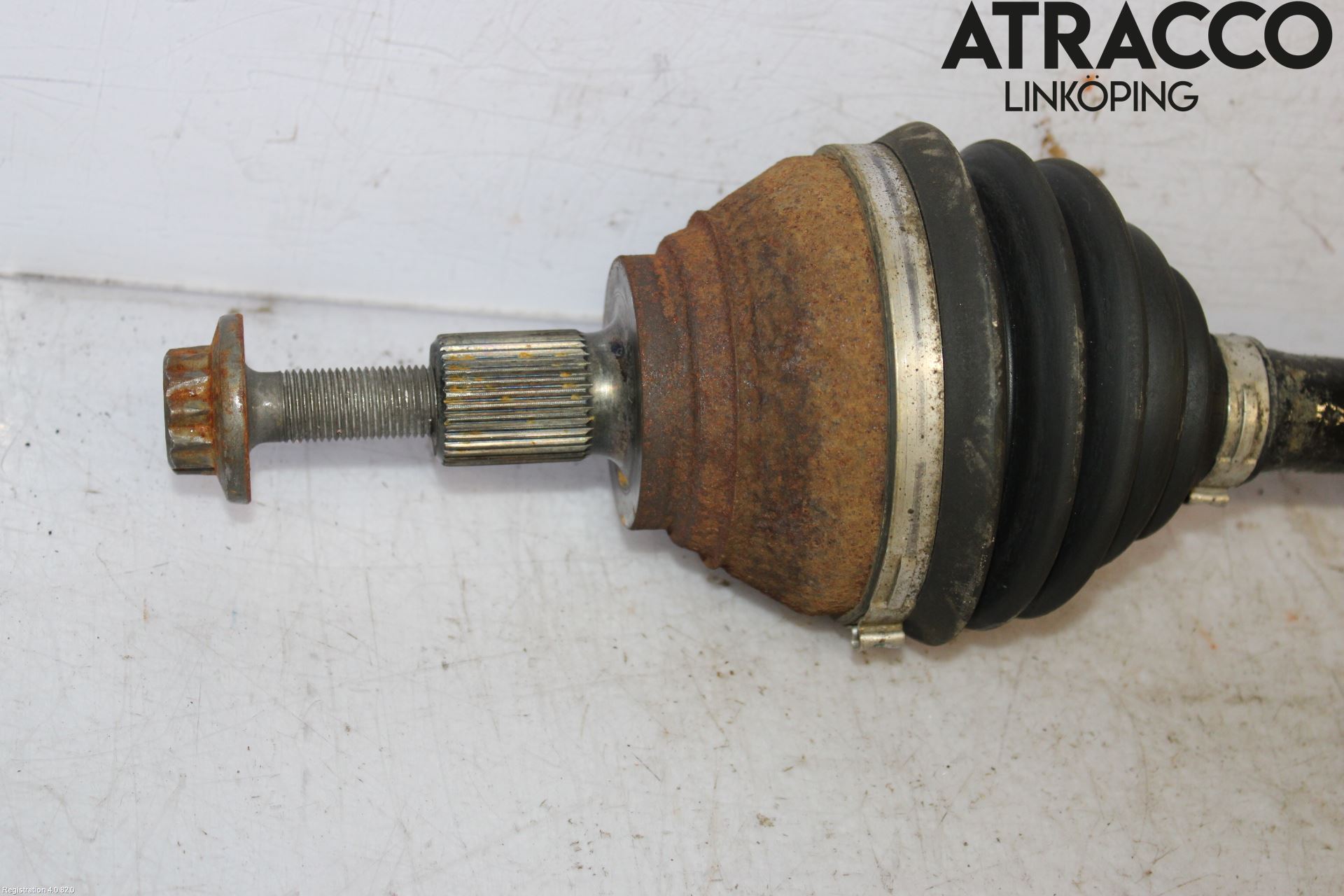 Volkswagen VW T-ROC 18- Drivaxel Fram Vänster
