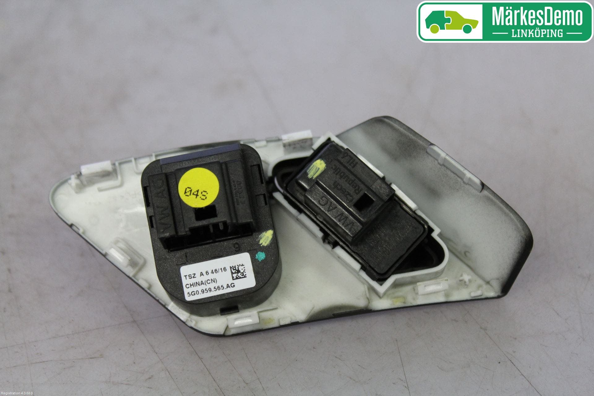 Volkswagen VW GOLF / E-GOLF VII 13-20 Strömställare Spegel