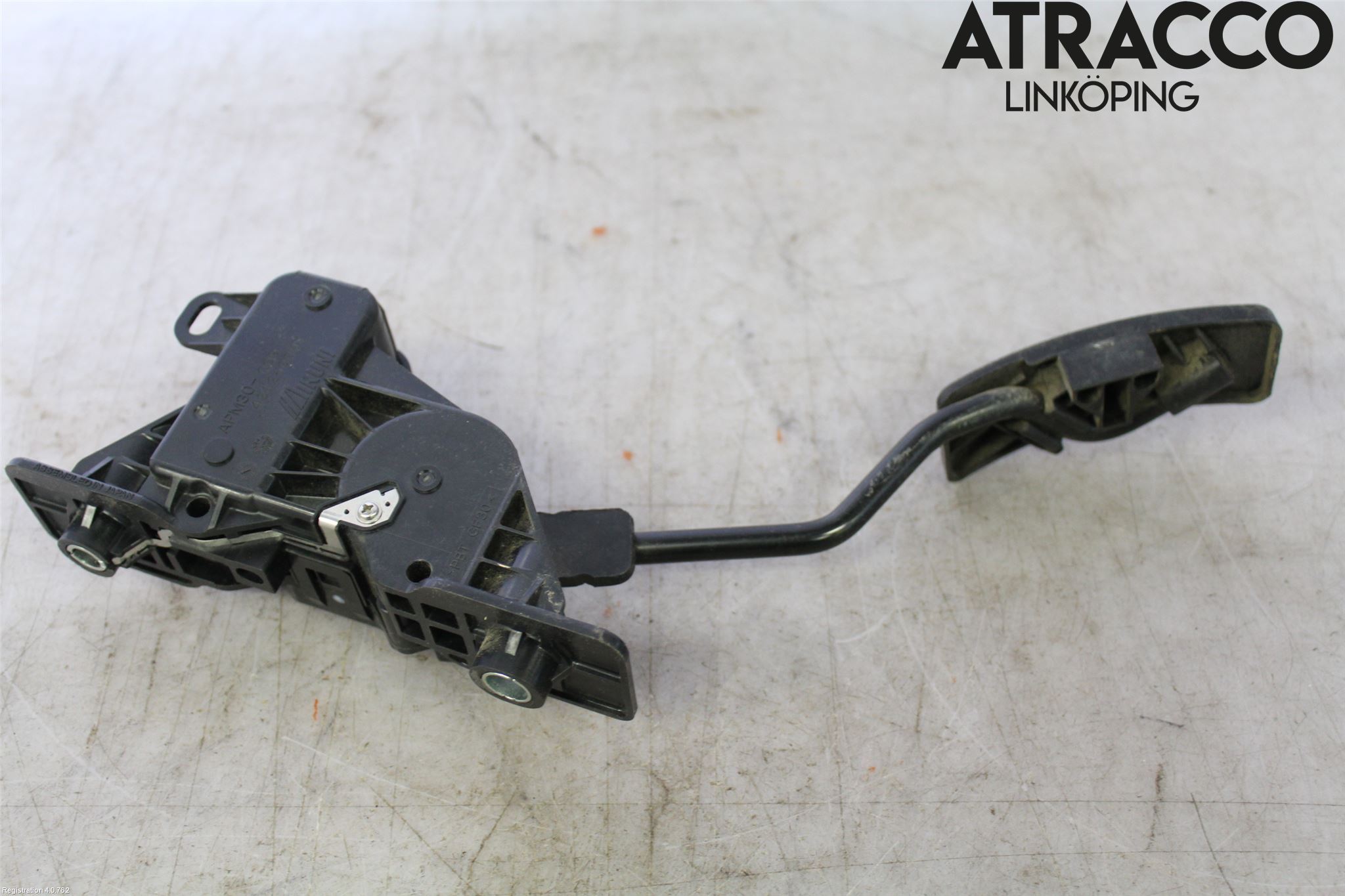 Mitsubishi L200 06-15 Gaspedal