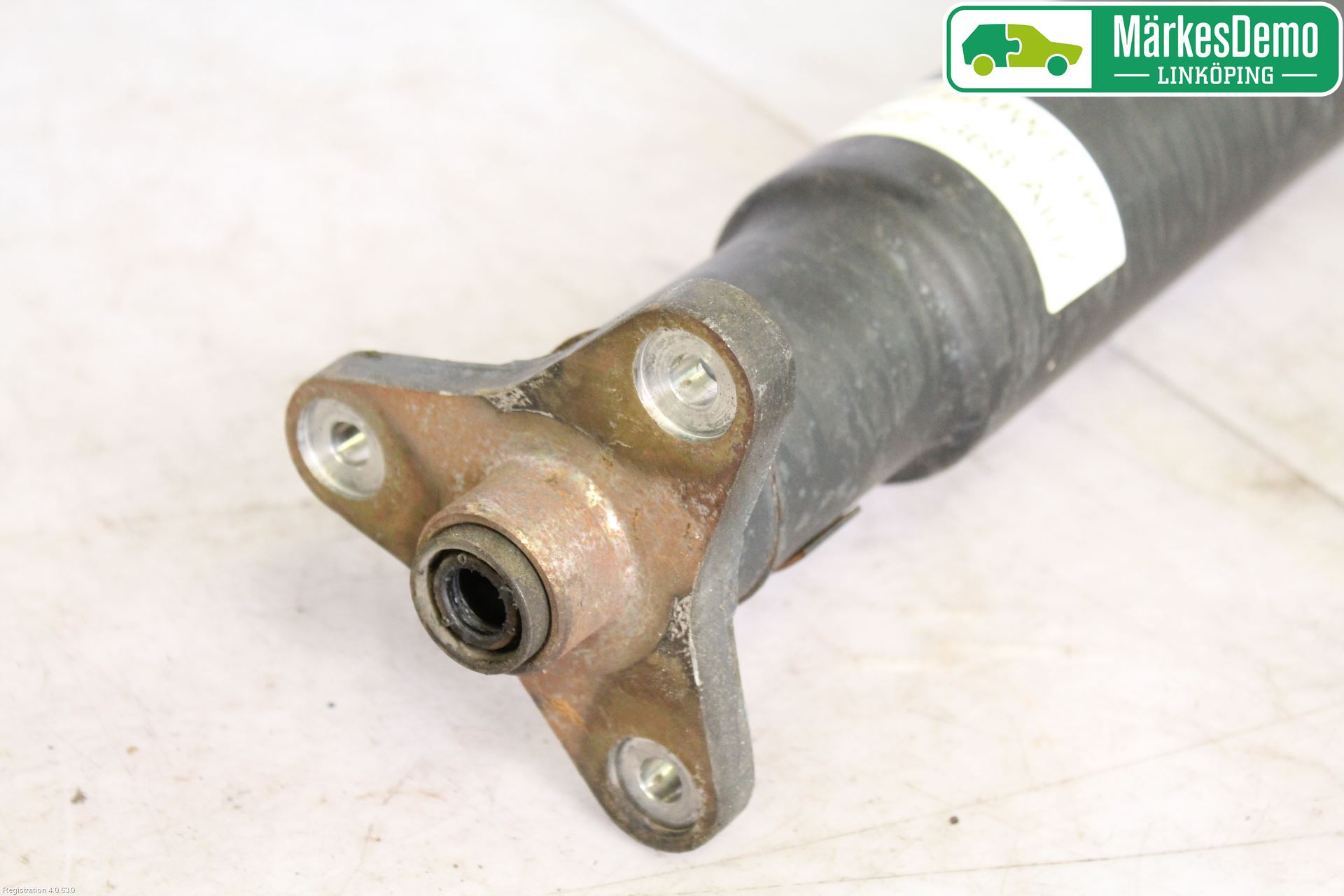 BMW 3 E90/91 SED/TOU 05-12 Mellanaxel Komp