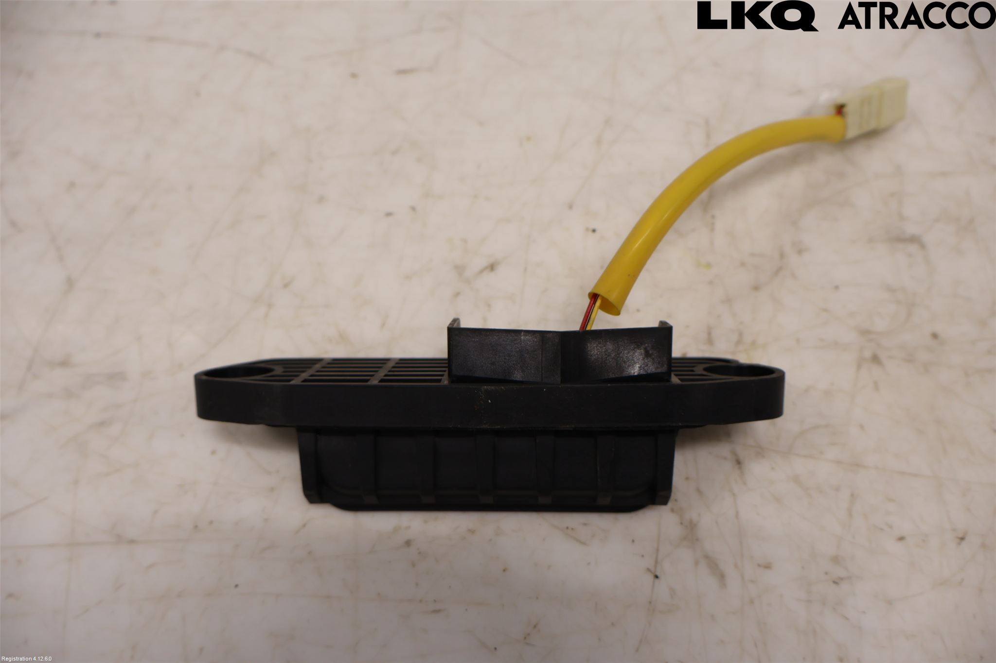 Mitsubishi OUTLANDER 13-21 Bakluckehandtag