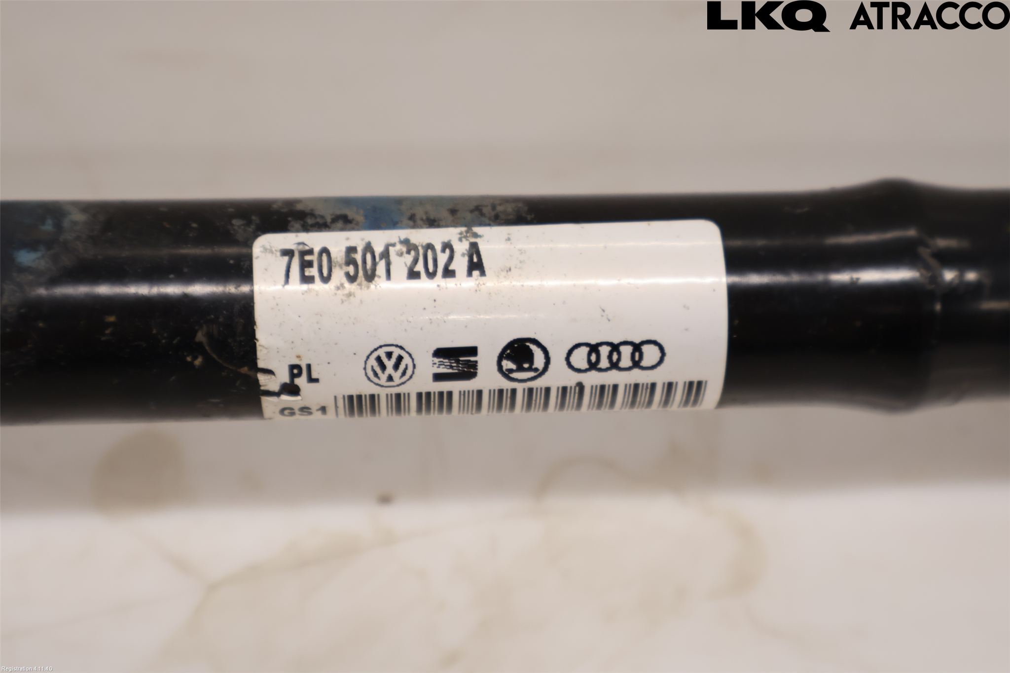 Volkswagen VW TRANSP/CARAVELLE (T6) 16-22 Drivaxel Bak Höger
