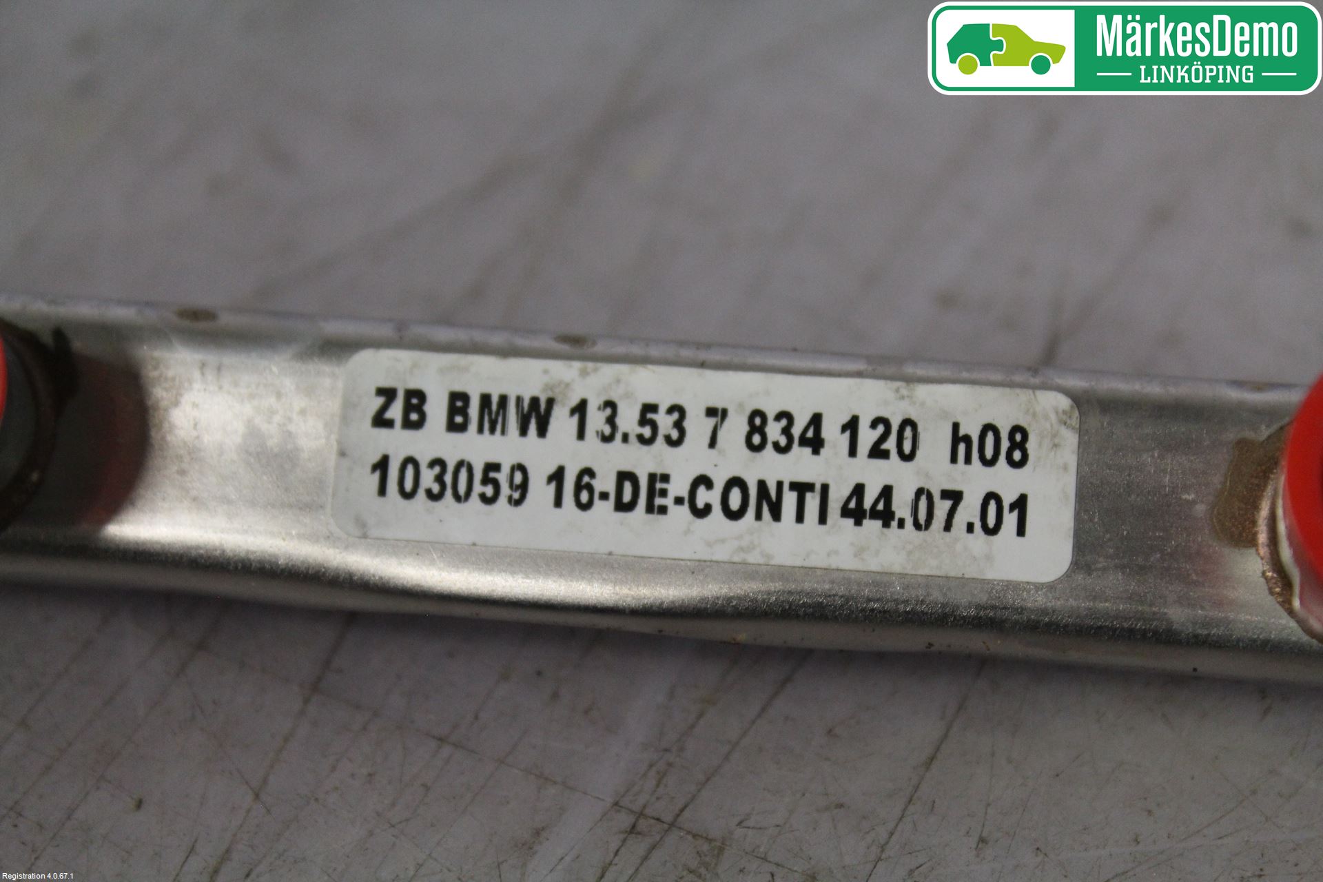 BMW 6 E63/64    02-10 Injspridarrör