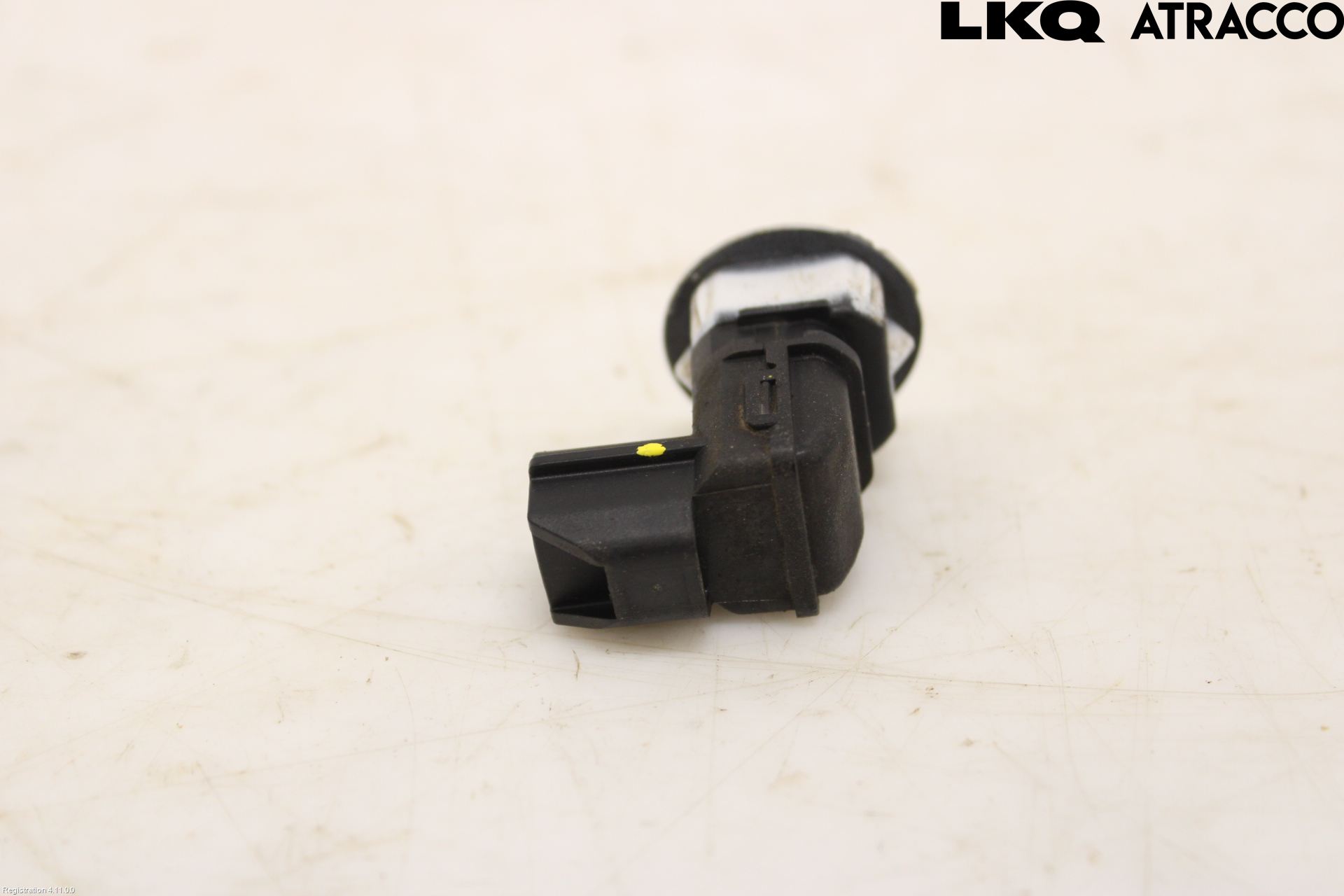 Mitsubishi OUTLANDER 13-21 Parkeringshjälp Backsensor