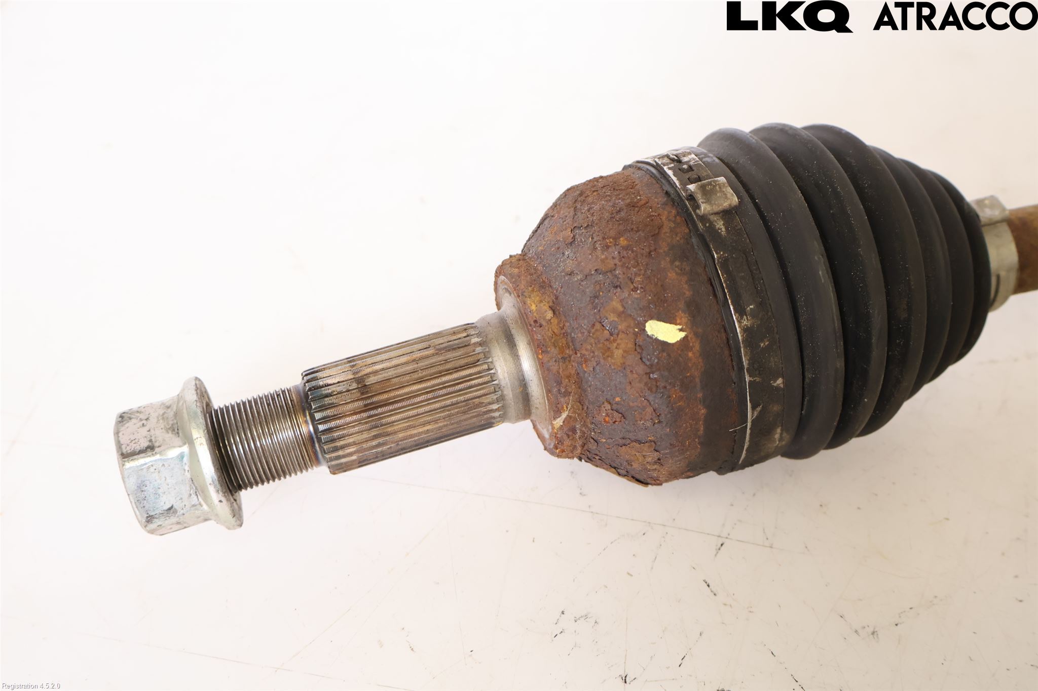 Nissan QASHQAI+2  10-14 Drivaxel Fram Vänster