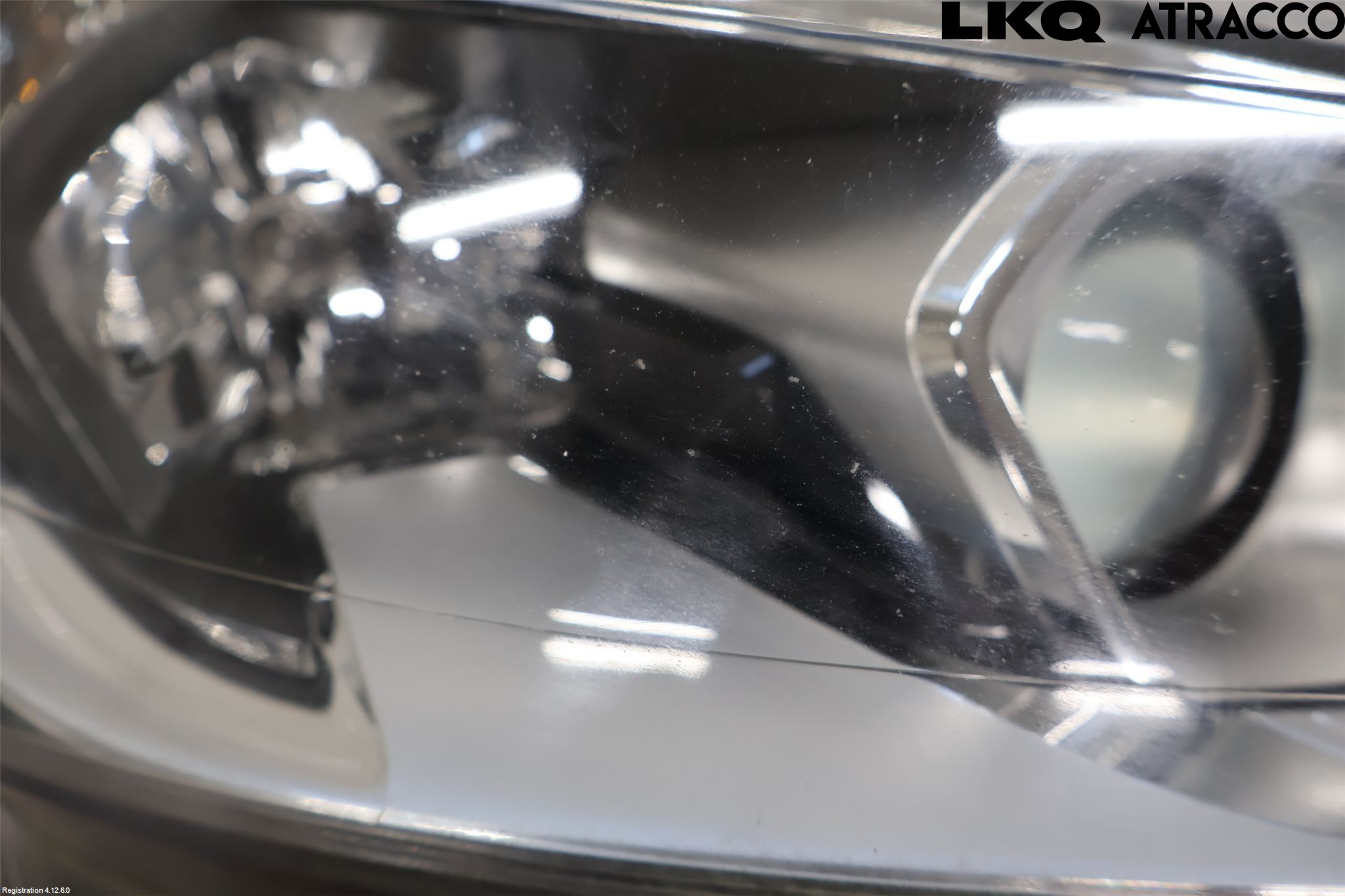 Peugeot PEUGOT 208 16-19 Strålkastare Höger