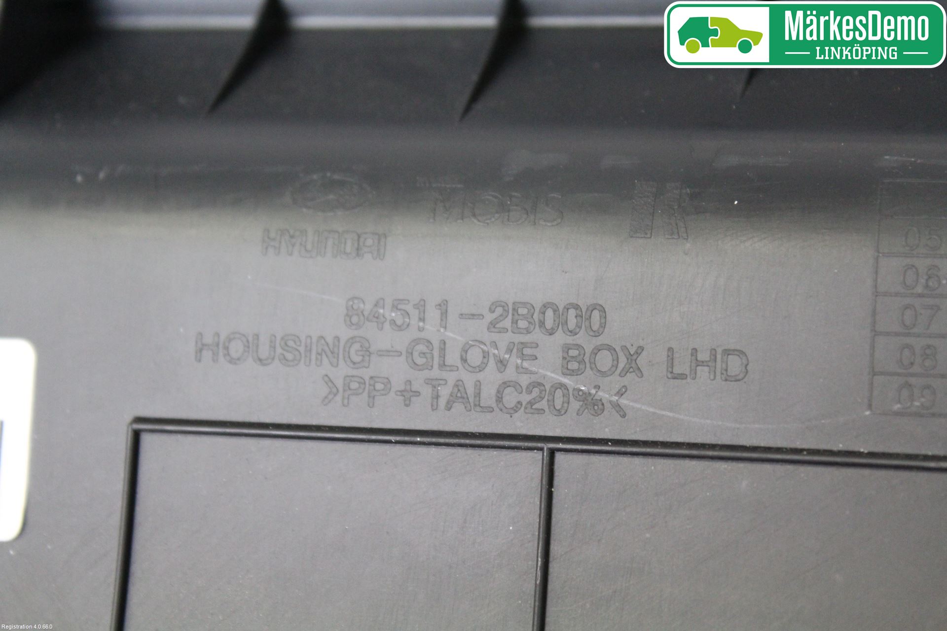 Hyundai SANTA FE  06-12 Handskfack