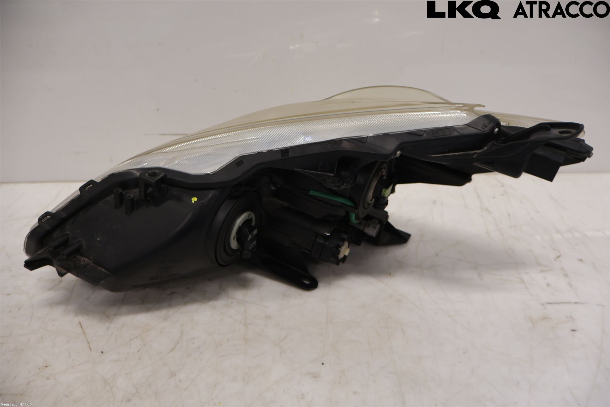 Toyota PRIUS+ ZVW40 12-20 Strålkastare Höger