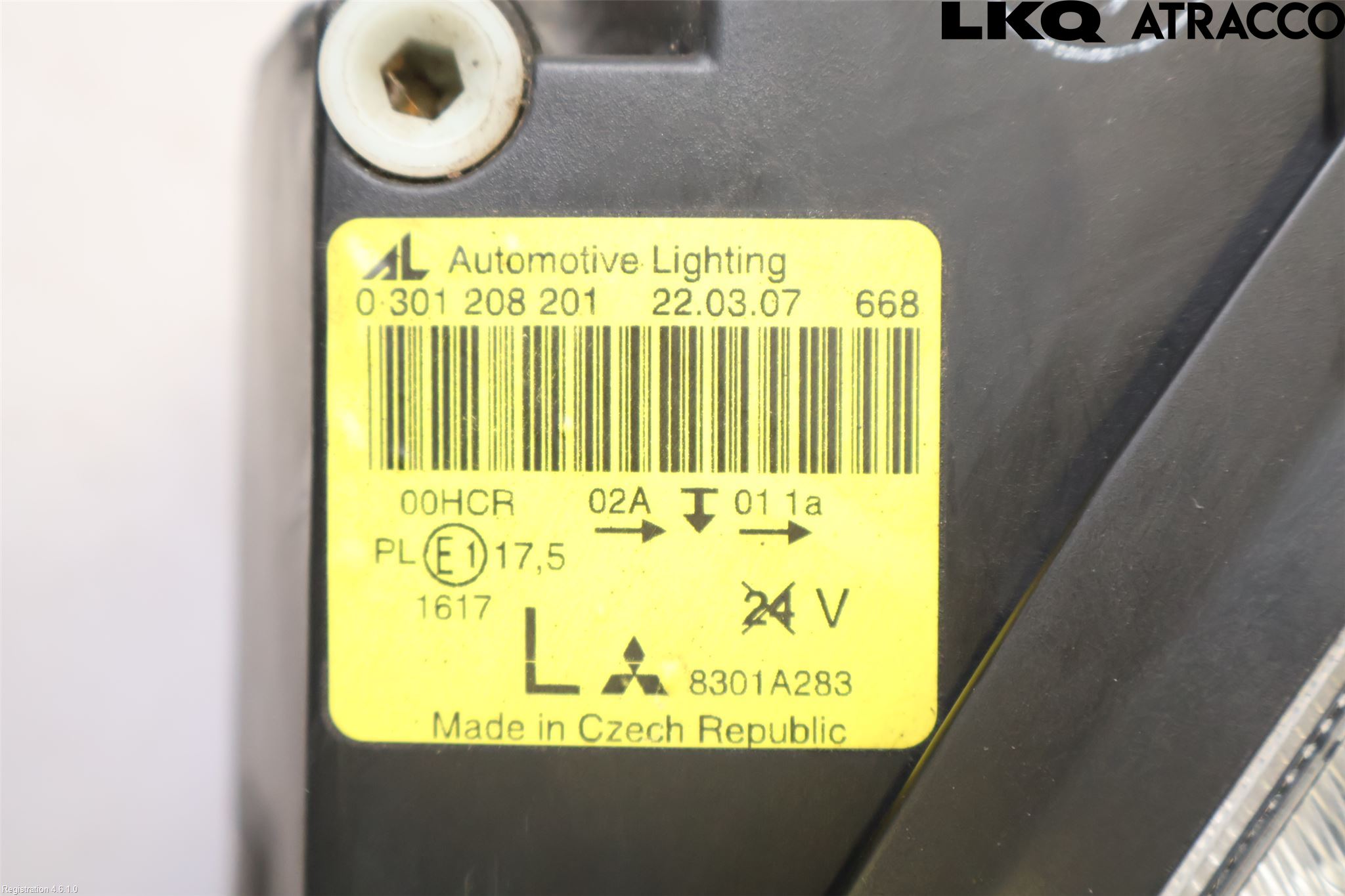 Mitsubishi COLT   04-08 Strålkastare Vänster