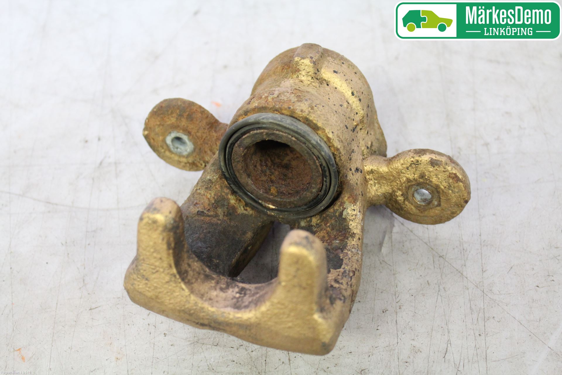 BMW 3 E90/91 SED/TOU 05-12 Bromsok Bak Höger