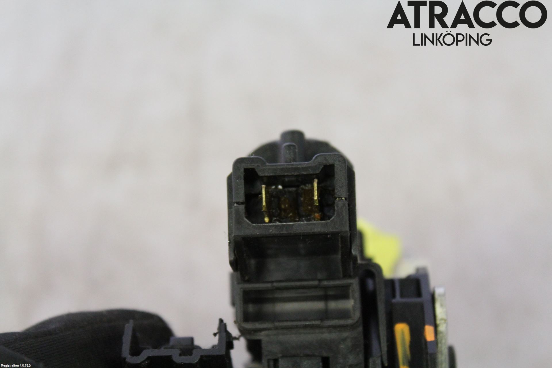 Dacia DUSTER 10-17 Låskista-Dörrlås