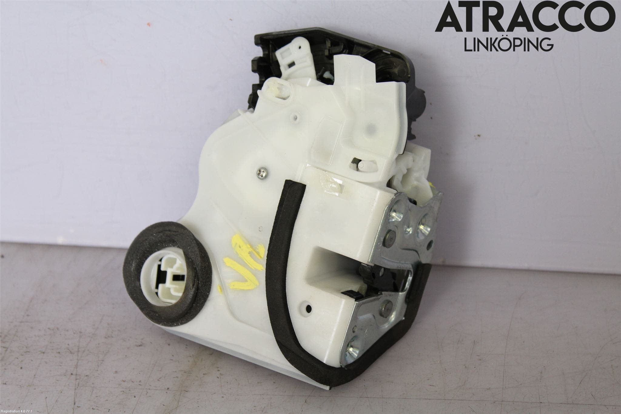 Suzuki SWIFT 17-24 Låskista-Dörrlås