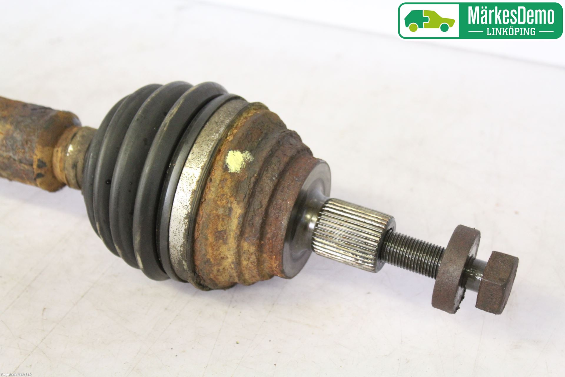 Volkswagen VW GOLF PLUS/CROSS GOLF 04-14 Drivaxel Fram Höger