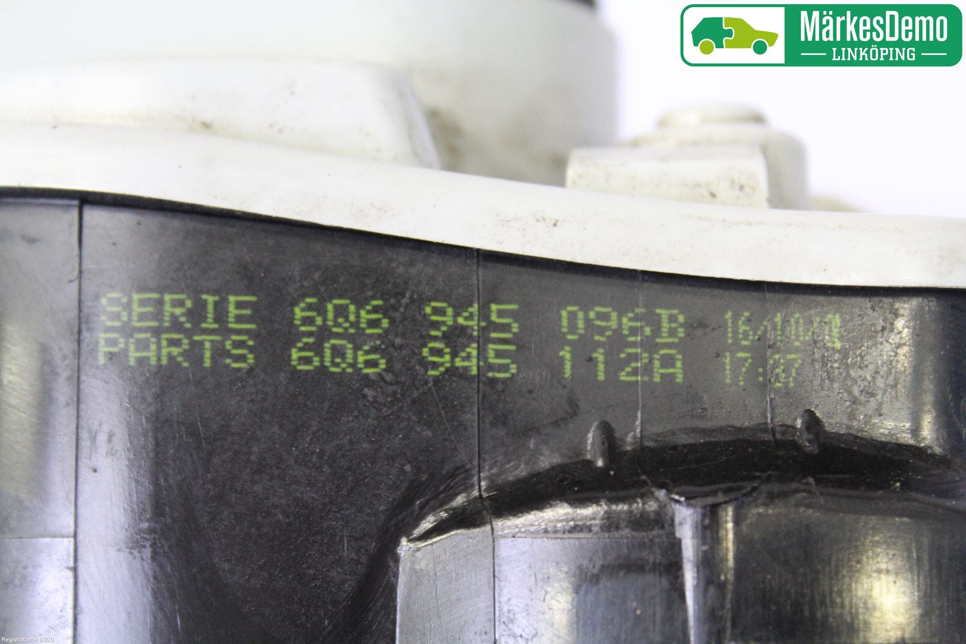 Volkswagen VW POLO 02-05 Bakljus Höger