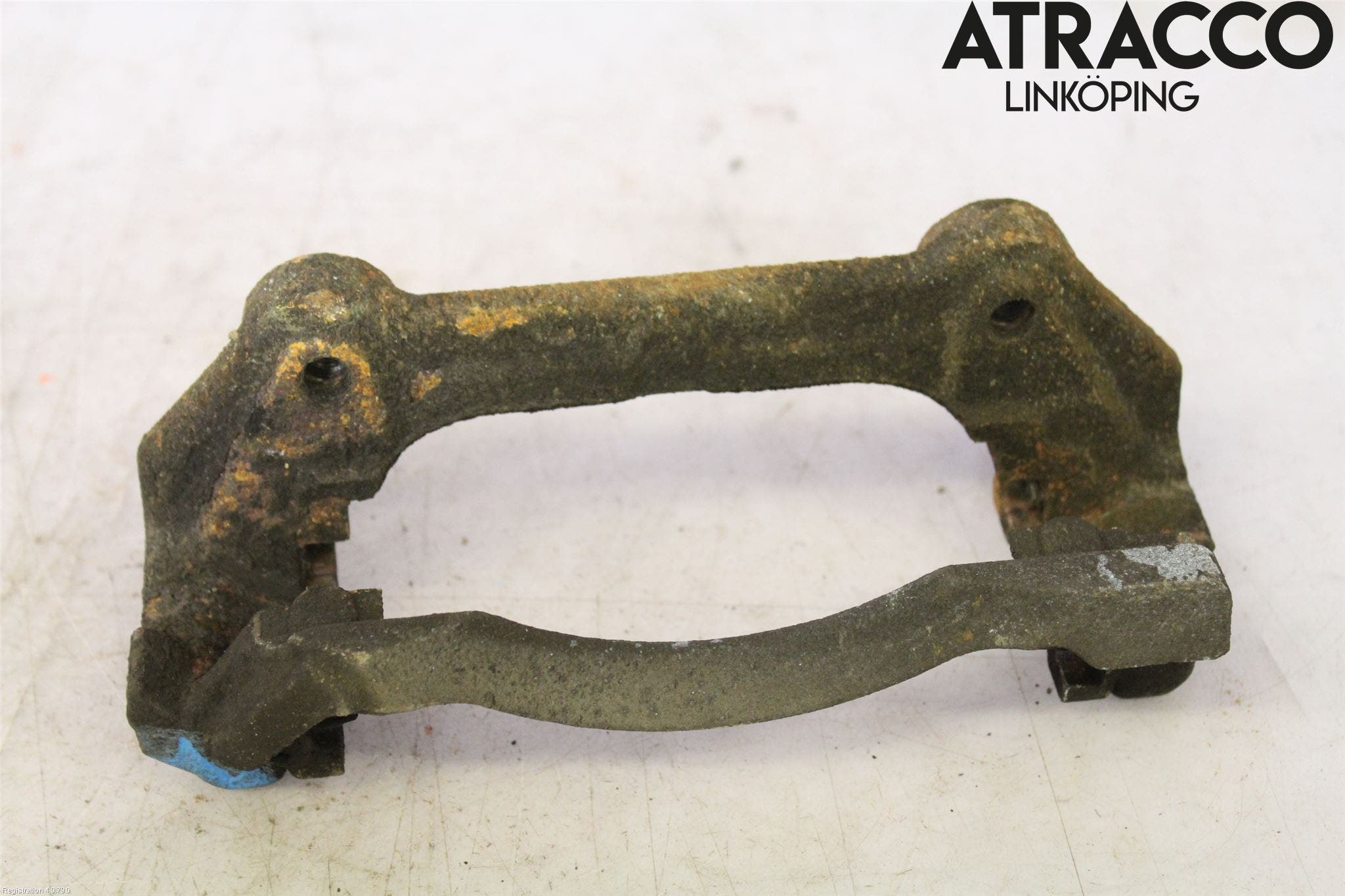 Opel VIVARO 15-19 Bromsokshållare