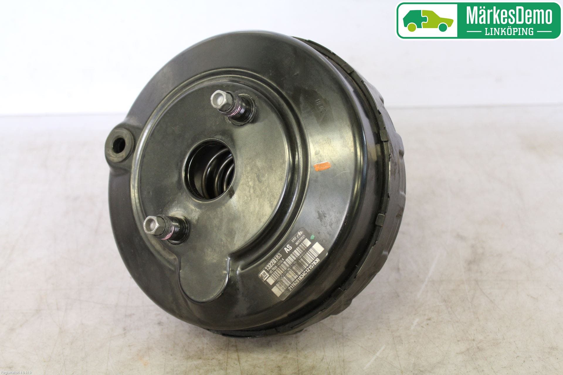 Opel INSIGNIA 09-16 Bromsservo