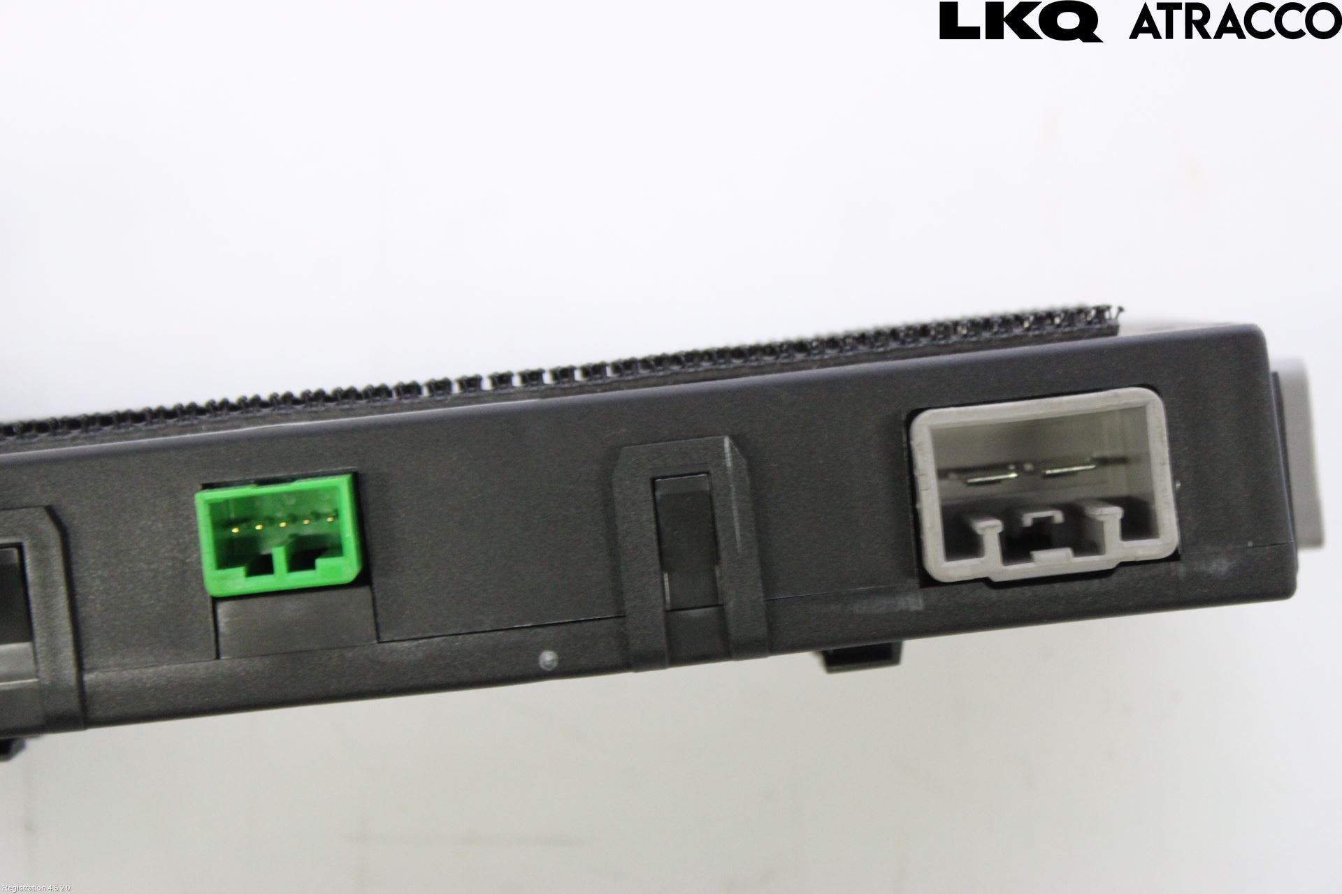 Volvo V70 08-13 Styrenhet Dragkrok