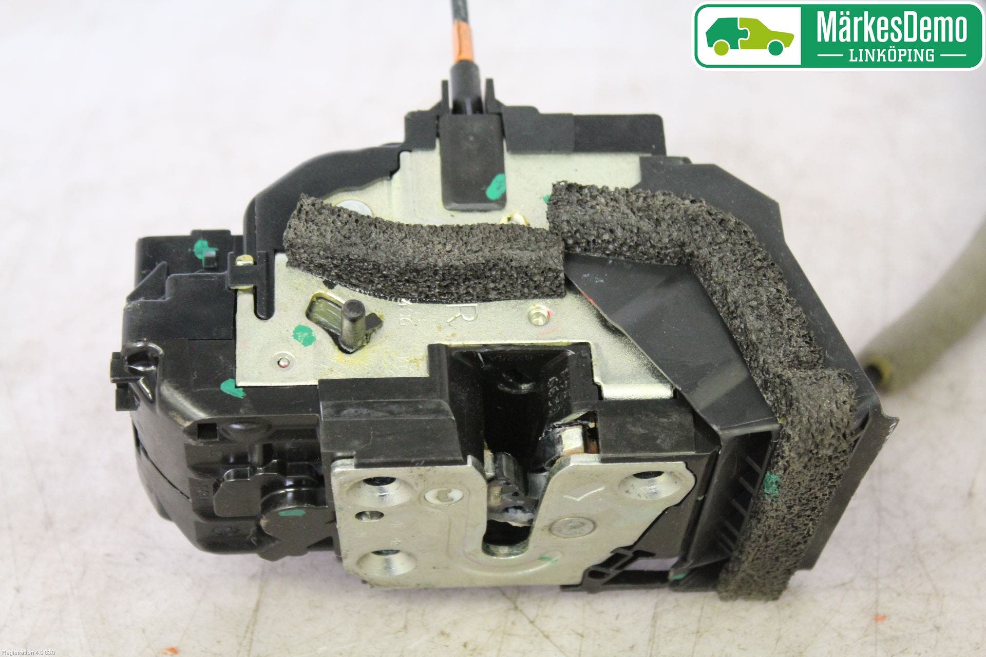 Nissan QASHQAI 14-17 Låskista-Dörrlås