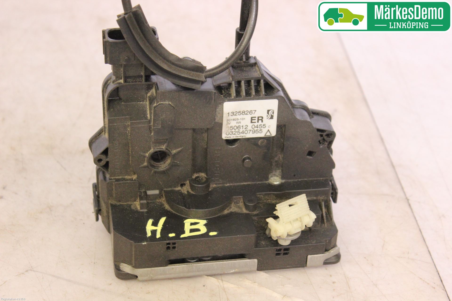 Opel CORSA D 07-14 Låskista-Dörrlås