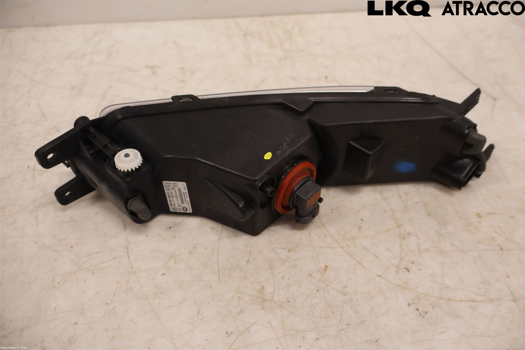 Volkswagen VW PASSAT 15-19 Dimljus-Varselljus Fram