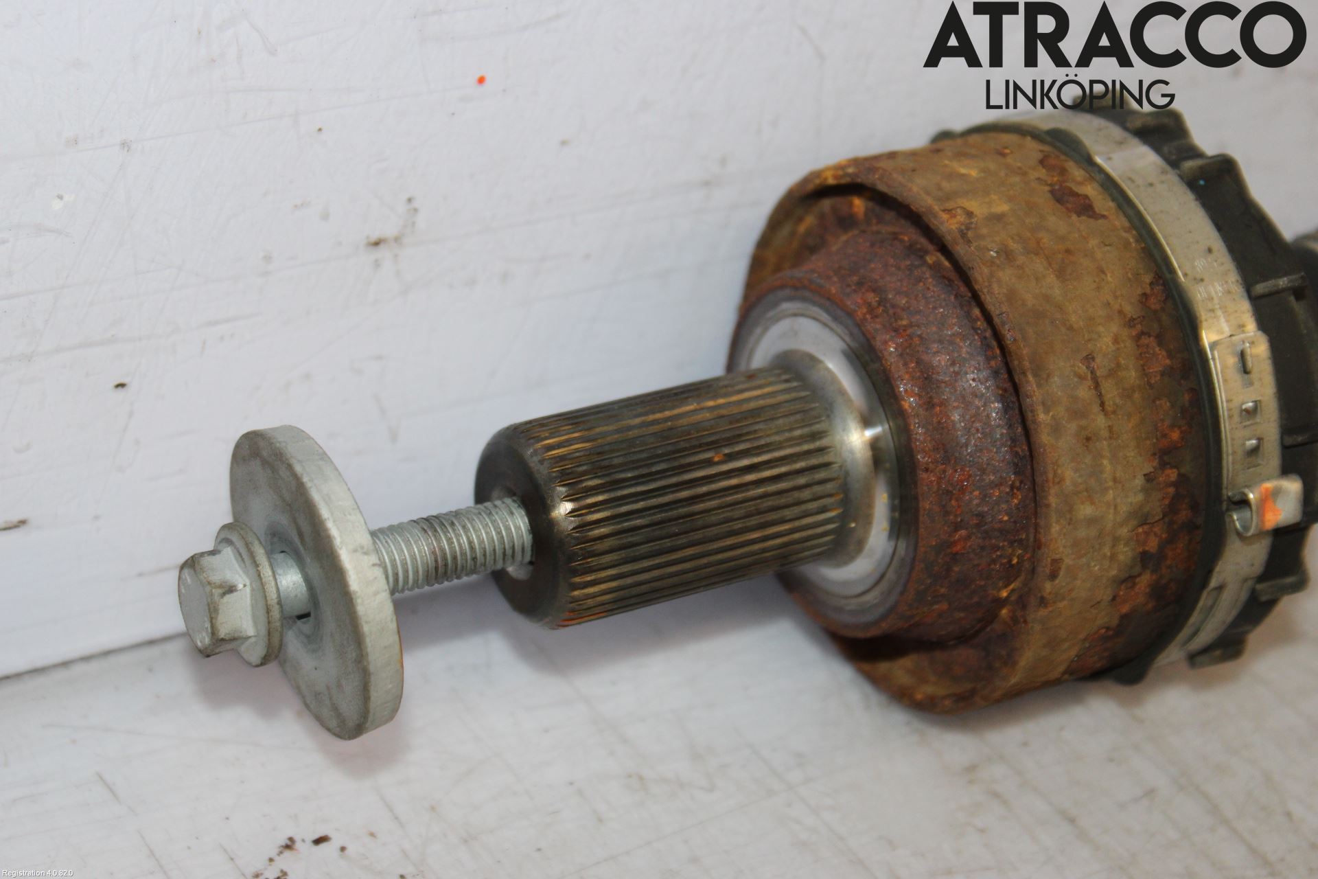 Volvo XC60 18- Drivaxel Bak Höger