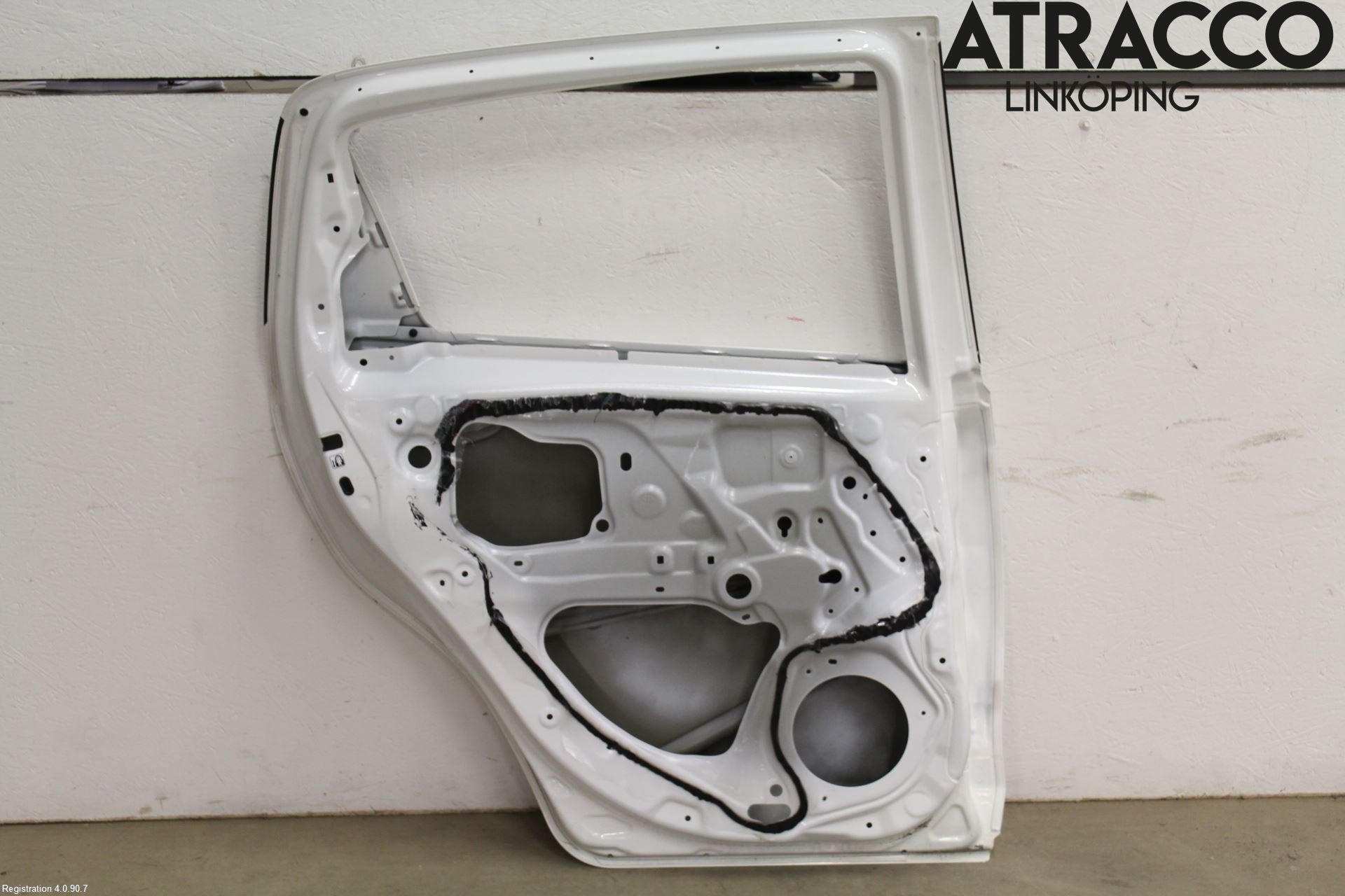 Toyota YARIS XP130 12-14 Dörr Bak Vänster