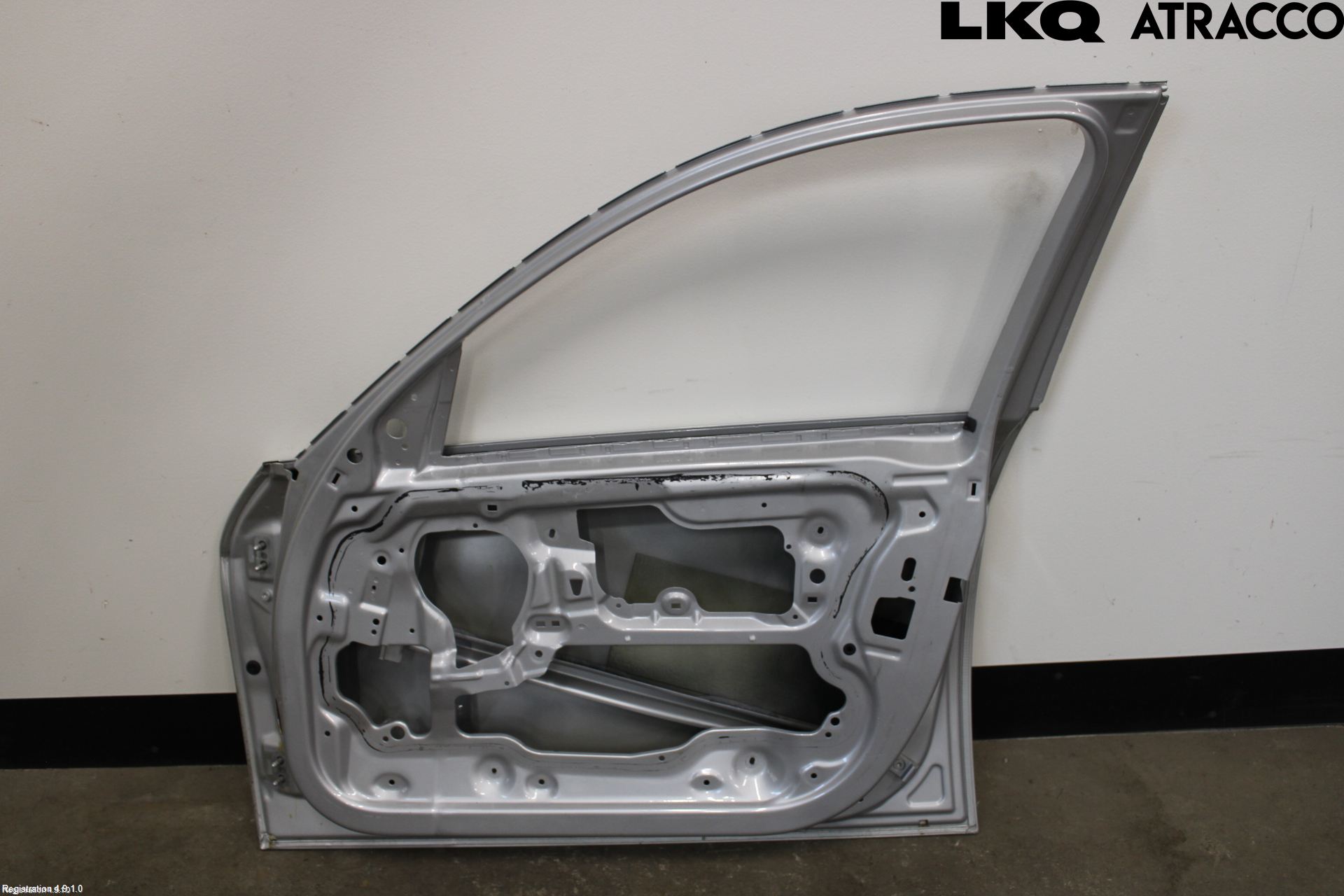 BMW 3 E90/91 SED/TOU 05-12 Dörr Fram Höger