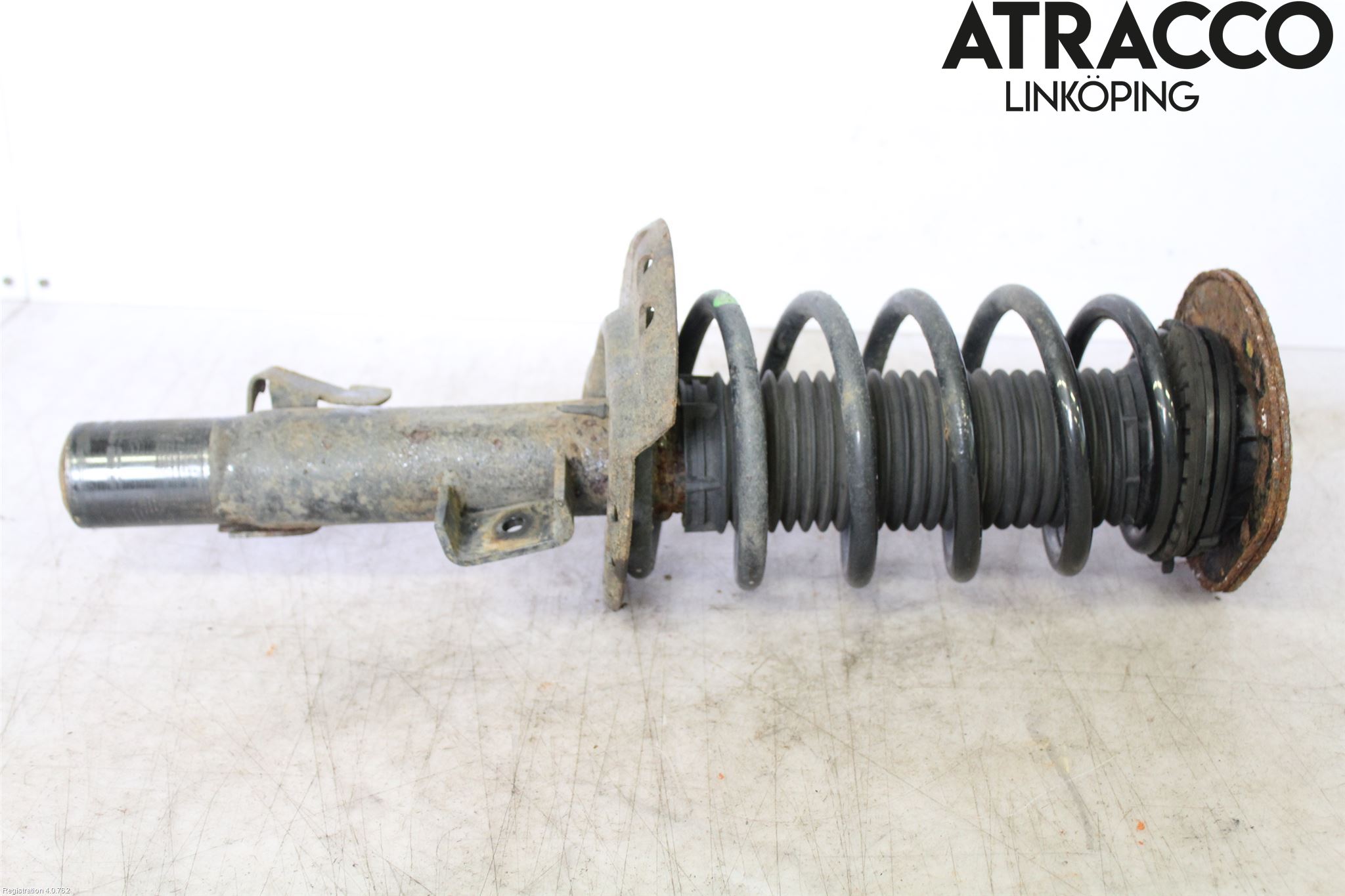 Volvo V70 08-13 Fjäderben Fram Vänster