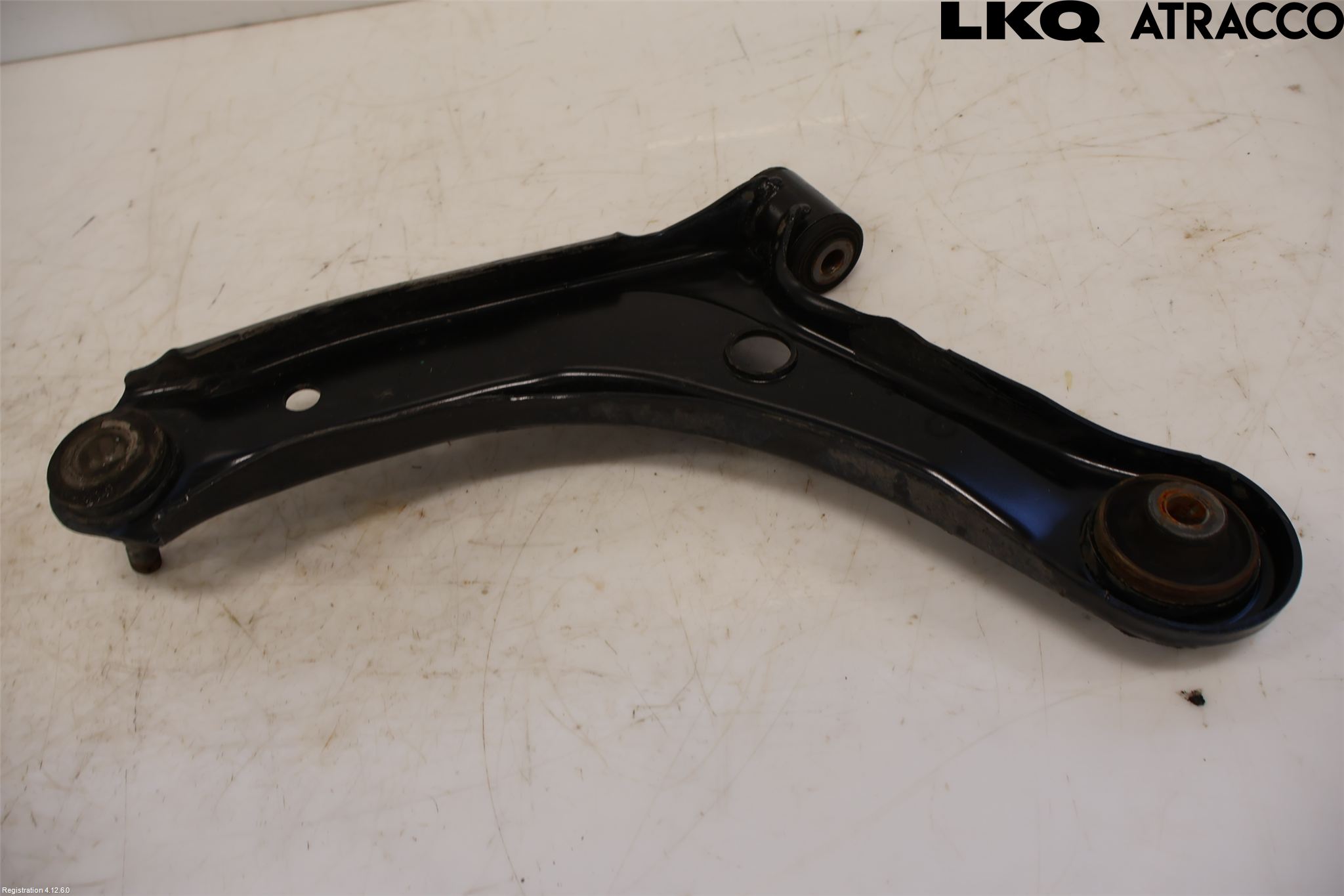 Suzuki VITARA 15- Bärarm Fram Undre Hö