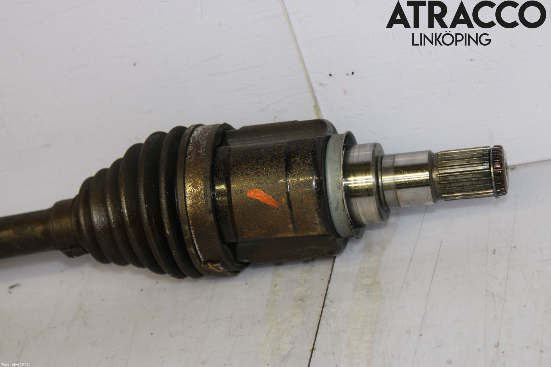 Suzuki SWIFT 17-24 Drivaxel Fram Vänster