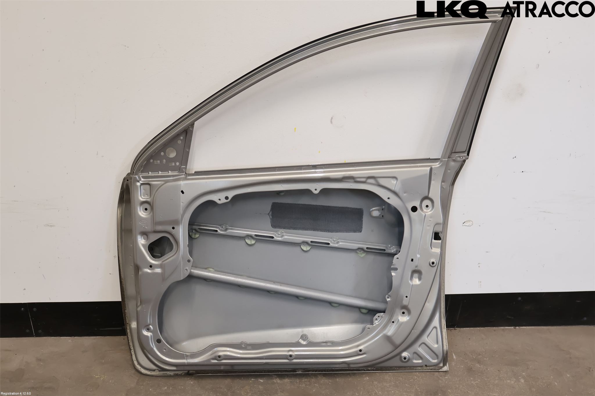 Kia CEED 06-12 Dörr Fram Höger