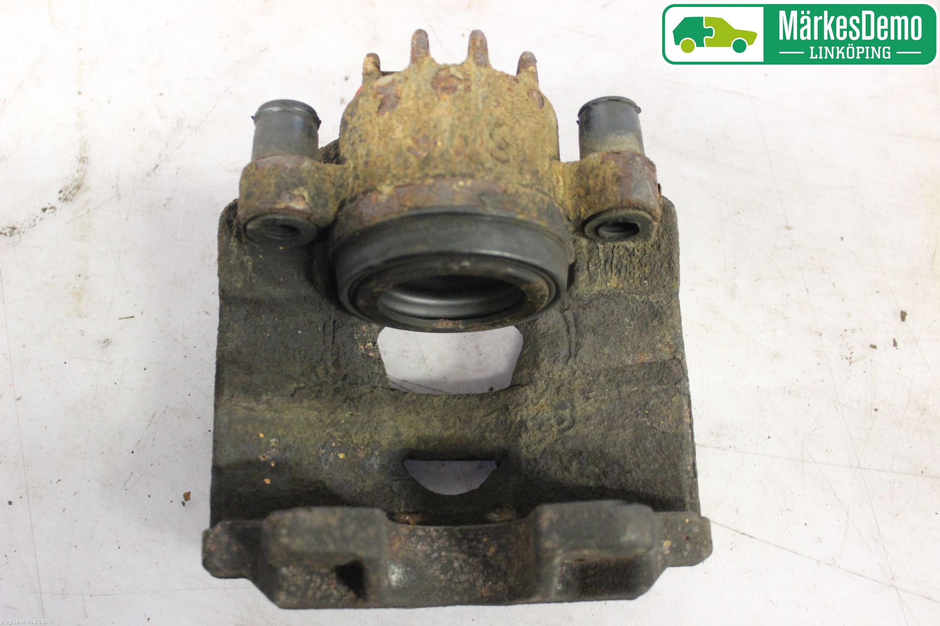 Peugeot PARTNER 08-15 Bromsok Fram Vänster