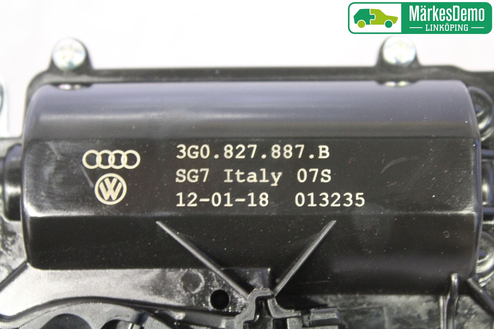 Volkswagen VW PASSAT 15-19 Bakluckeöppnare Automatisk