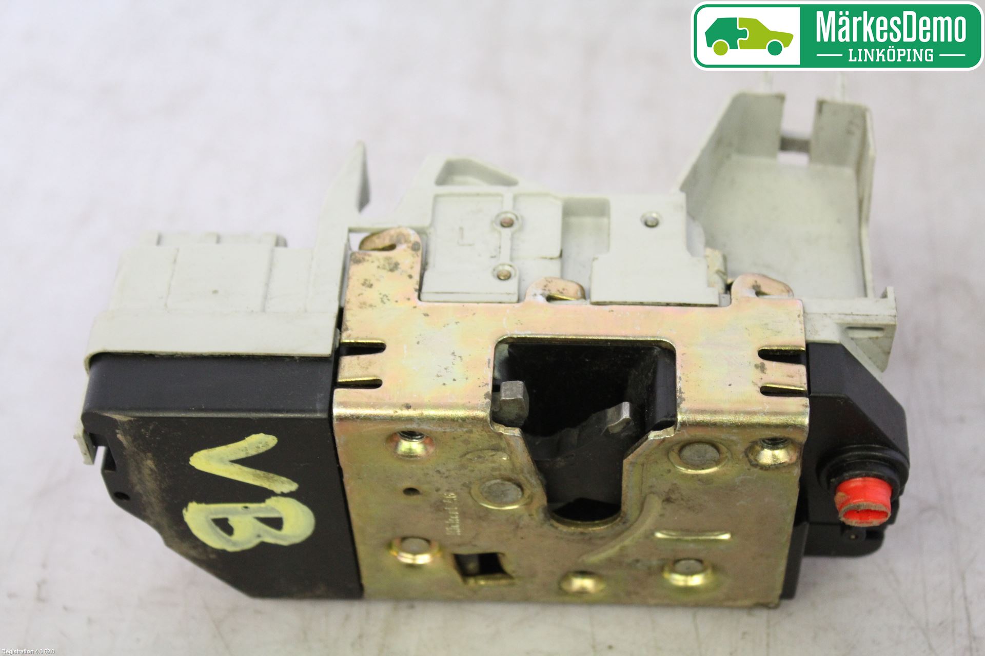 Peugeot 307     01-05 Låskista-Dörrlås