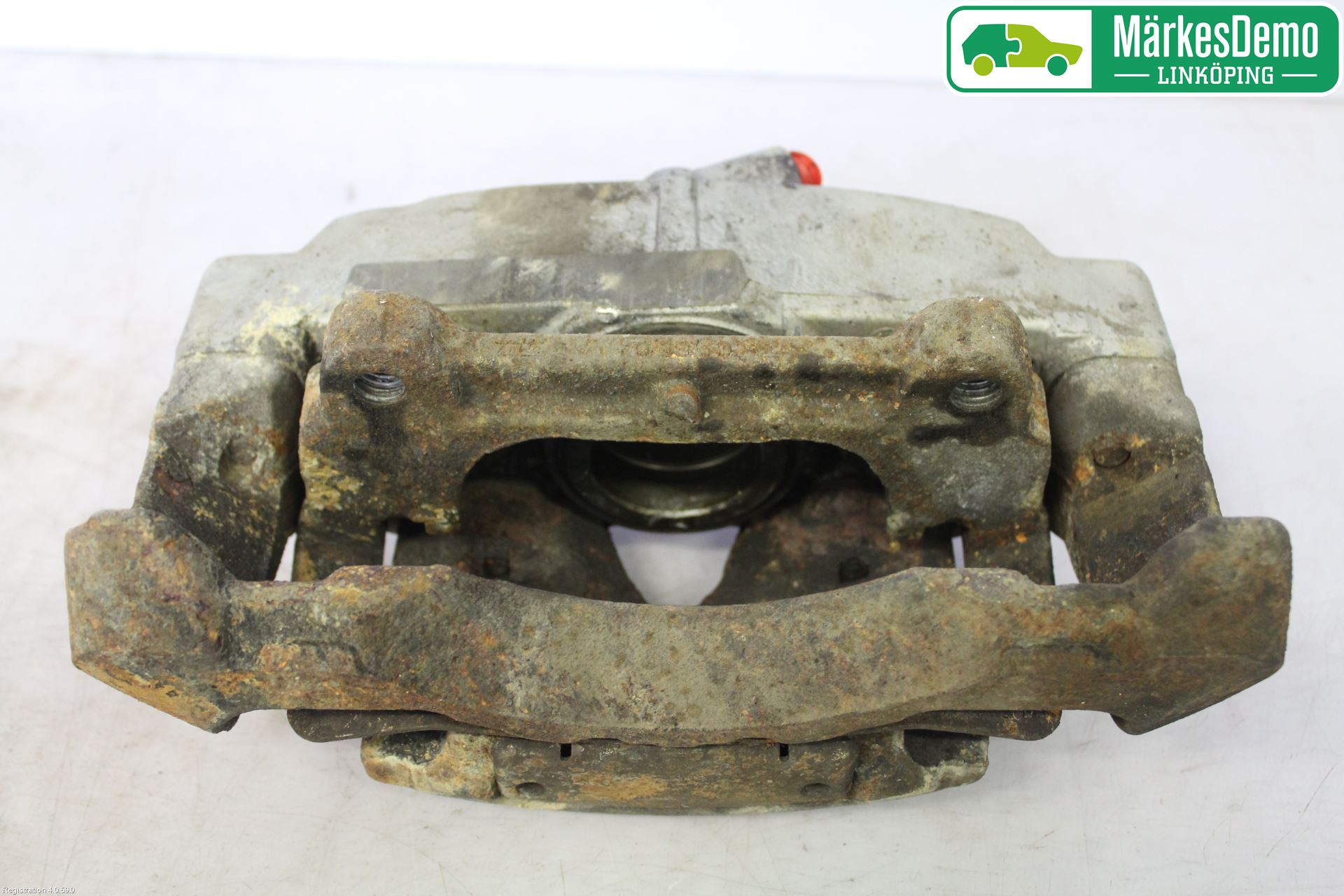 Volvo XC70 14-16 Bromsok Fram Höger