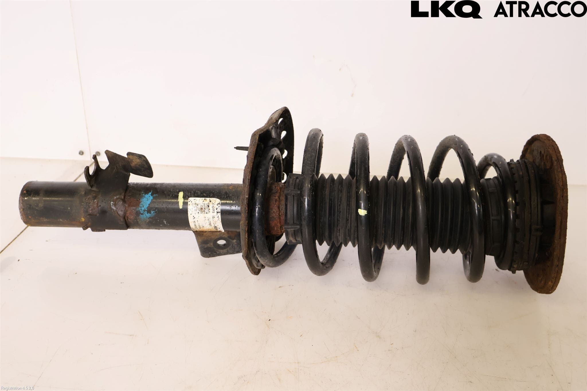 Volvo V70 08-13 Fjäderben Fram Höger